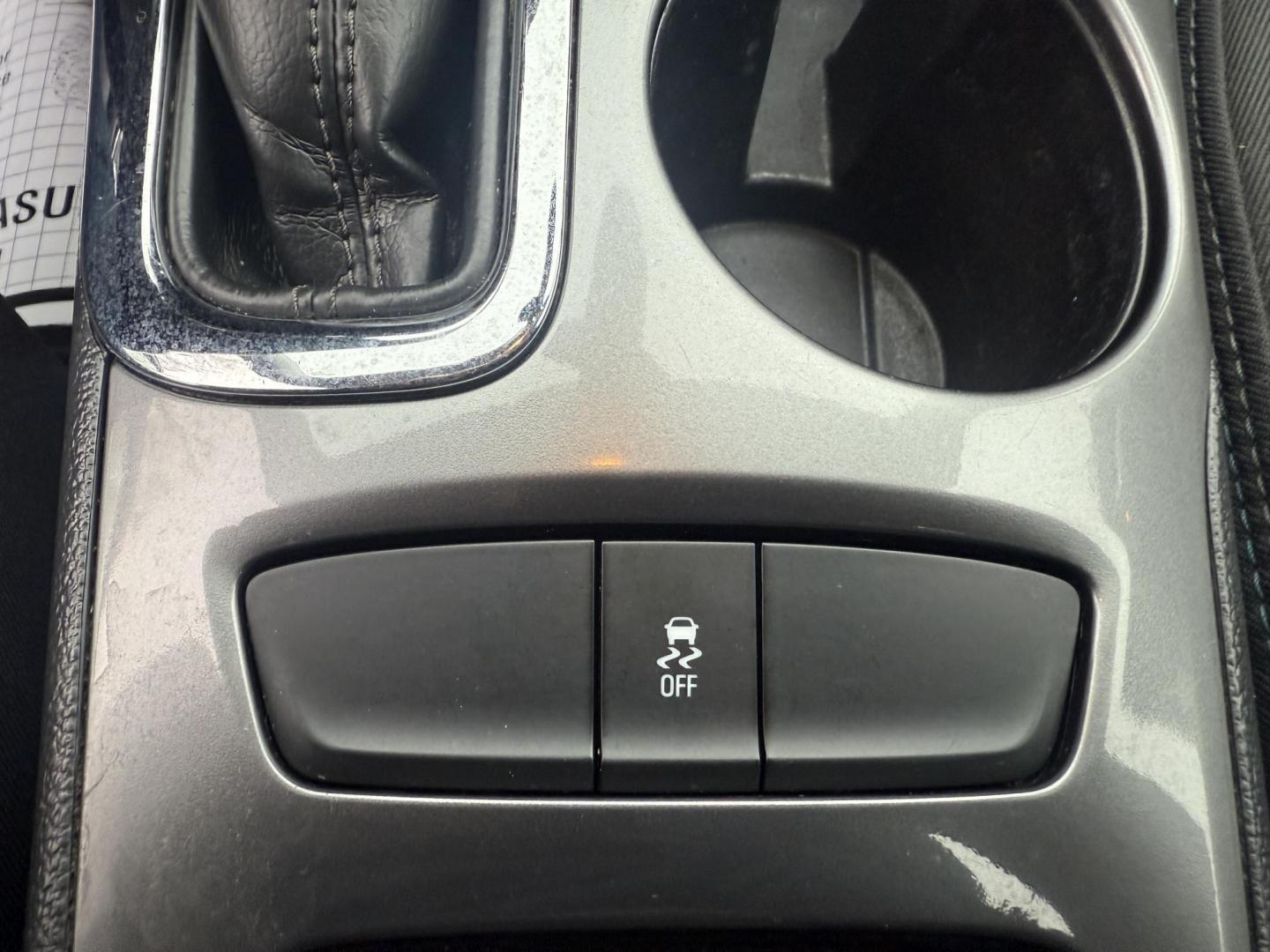 2017 Red /Black Chevrolet Cruze LT Auto (1G1BE5SM0H7) with an 1.4L I4 DOHC 16V TURBO engine, Automatic transmission, located at 547 E. Main St., Orwell, OH, 44076, (440) 437-5893, 41.535435, -80.847855 - Photo#30