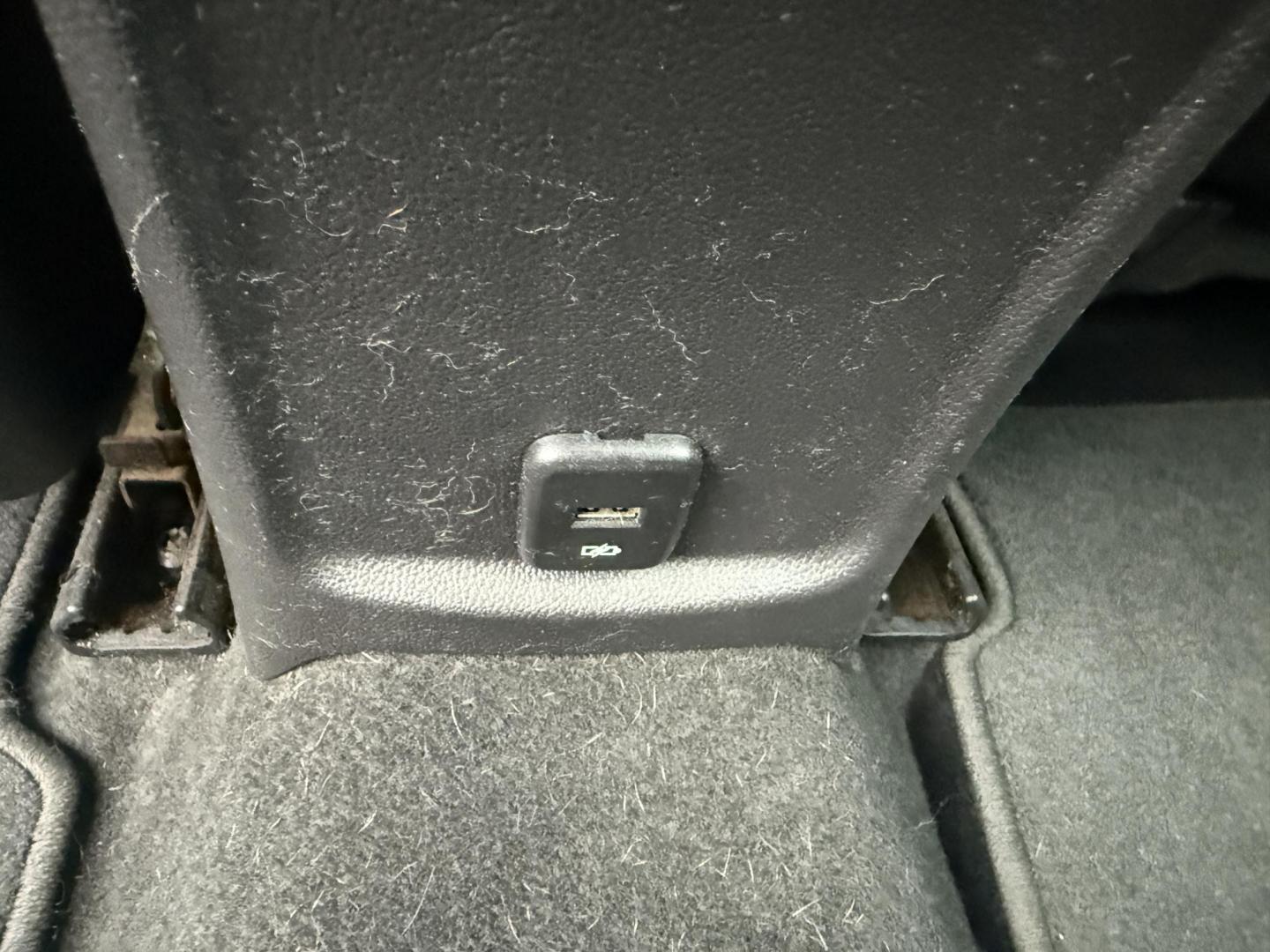 2017 Red /Black Chevrolet Cruze LT Auto (1G1BE5SM0H7) with an 1.4L I4 DOHC 16V TURBO engine, Automatic transmission, located at 547 E. Main St., Orwell, OH, 44076, (440) 437-5893, 41.535435, -80.847855 - Photo#36