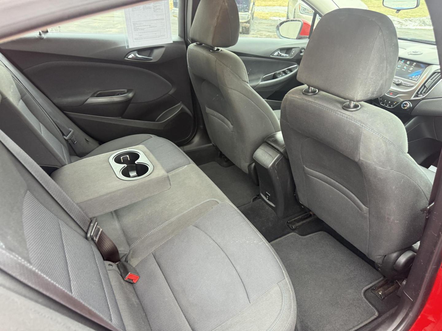 2017 Red /Black Chevrolet Cruze LT Auto (1G1BE5SM0H7) with an 1.4L I4 DOHC 16V TURBO engine, Automatic transmission, located at 547 E. Main St., Orwell, OH, 44076, (440) 437-5893, 41.535435, -80.847855 - Photo#40