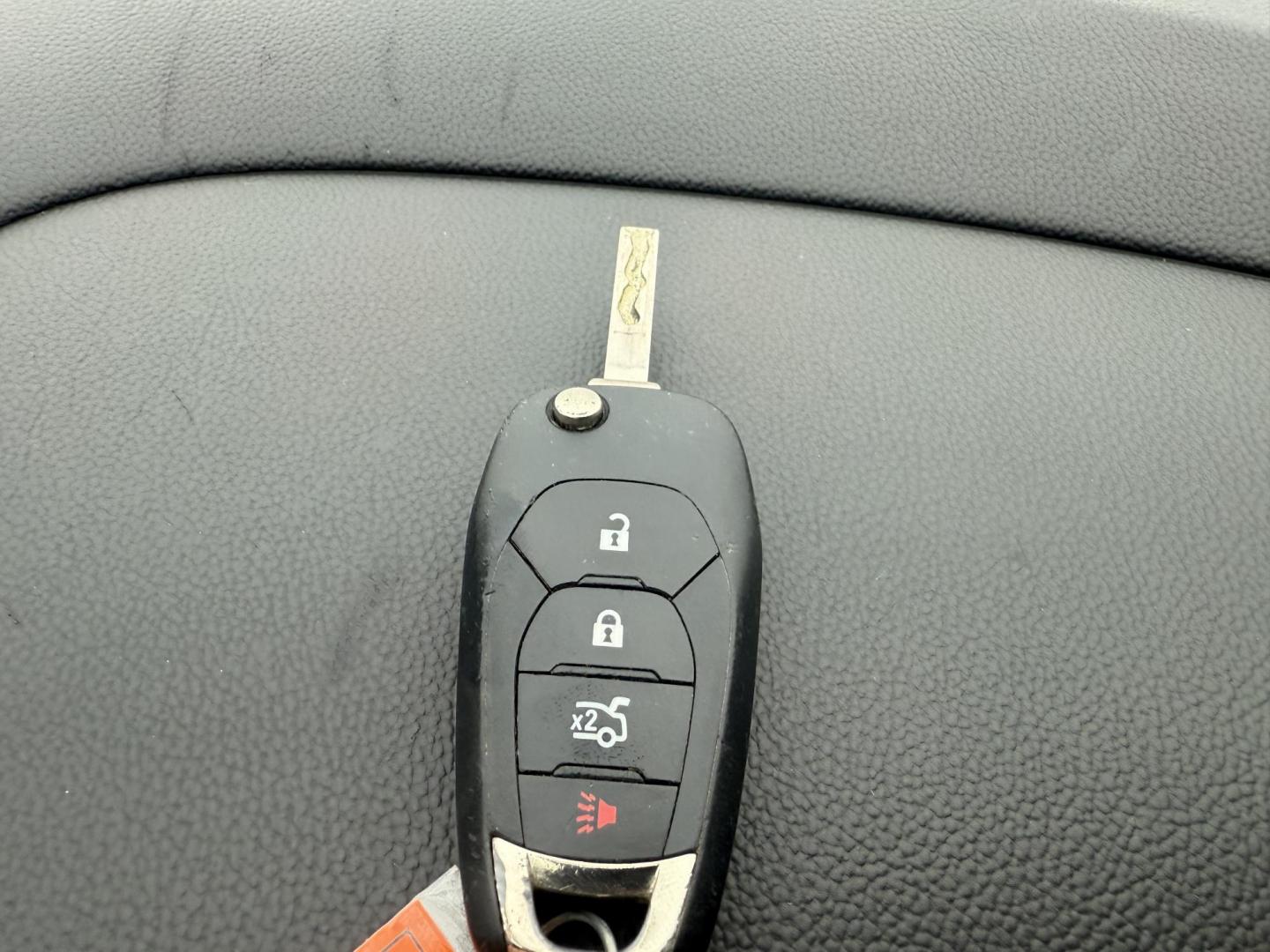 2017 Red /Black Chevrolet Cruze LT Auto (1G1BE5SM0H7) with an 1.4L I4 DOHC 16V TURBO engine, Automatic transmission, located at 547 E. Main St., Orwell, OH, 44076, (440) 437-5893, 41.535435, -80.847855 - Photo#44