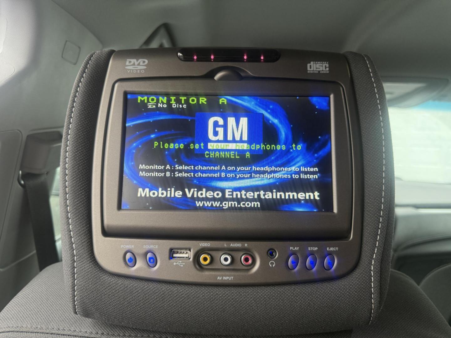 2016 Gray /Black Chevrolet Suburban LS 4WD (1GNSKGEC5GR) with an 5.3L V8 OHV 16V engine, Automatic transmission, located at 547 E. Main St., Orwell, OH, 44076, (440) 437-5893, 41.535435, -80.847855 - 2016 Chevrolet Suburban LS 4WD – Ultimate Space, Power, and Family Comfort Take command of every journey with this 2016 Chevrolet Suburban LS 4WD—a full-size SUV that delivers space, performance, and modern technology for the whole family. Under the hood, the robust 5.3L EcoTec3 V8 engine and - Photo#34