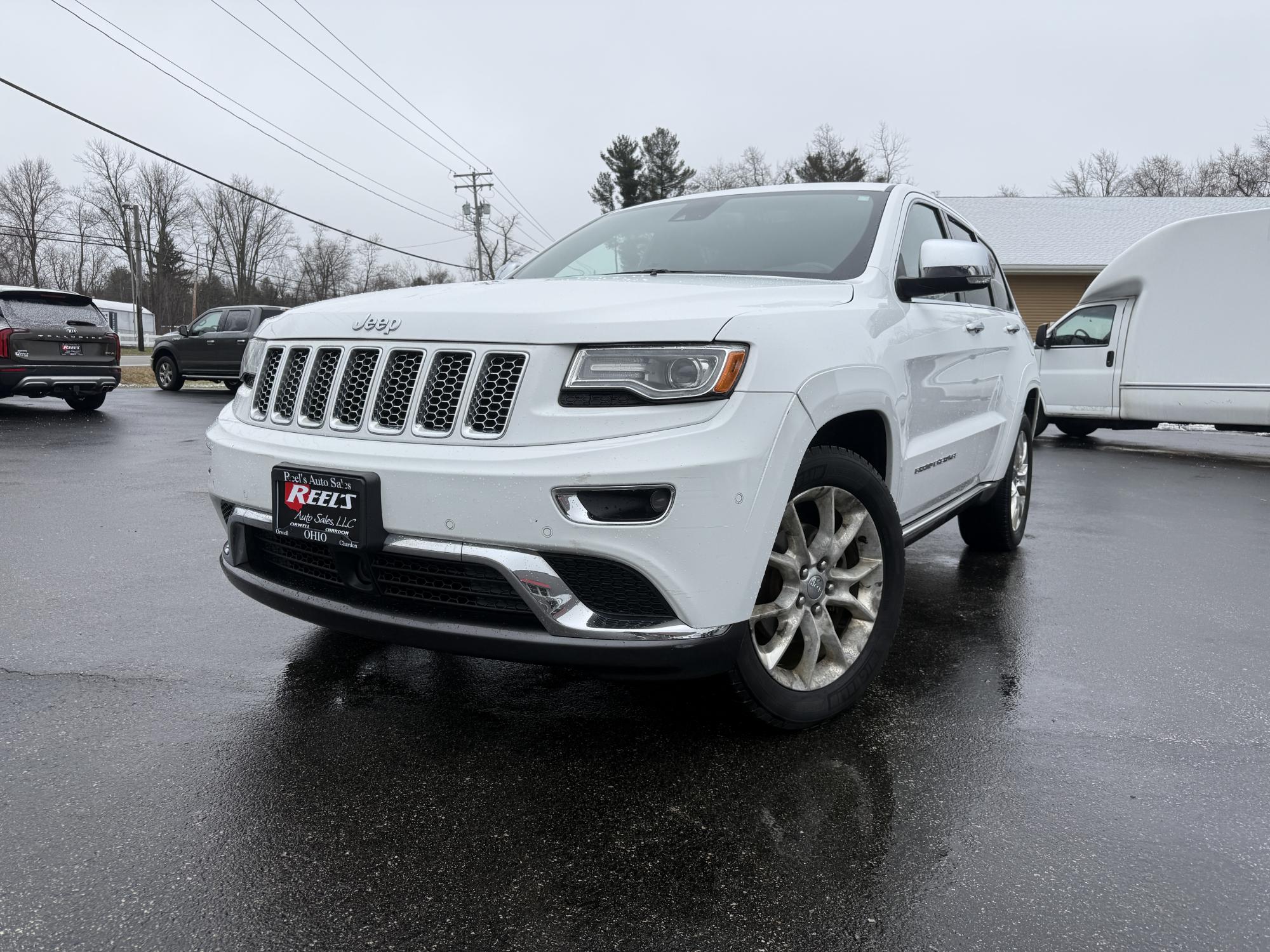 photo of 2014 Jeep Grand Cherokee Summit 4WD