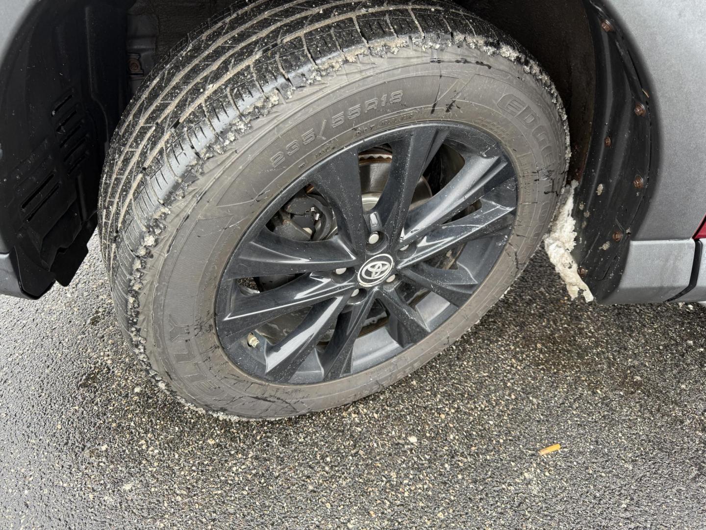 2018 Red /Black Toyota RAV4 Adventure AWD (2T3RFREV8JW) with an 2.5L I4 DOHC 16V engine, Automatic transmission, located at 11115 Chardon Rd. , Chardon, OH, 44024, (440) 214-9705, 41.580246, -81.241943 - One Owner ---- 2018 Toyota RAV4 Adventure AWD – Rugged Versatility, Advanced Safety, and Everyday Comfort Get ready for your next adventure with this 2018 Toyota RAV4 Adventure AWD. Powered by a reliable 2.5L I4 engine and a smooth 6-speed automatic transmission, this SUV delivers impressive ef - Photo#26