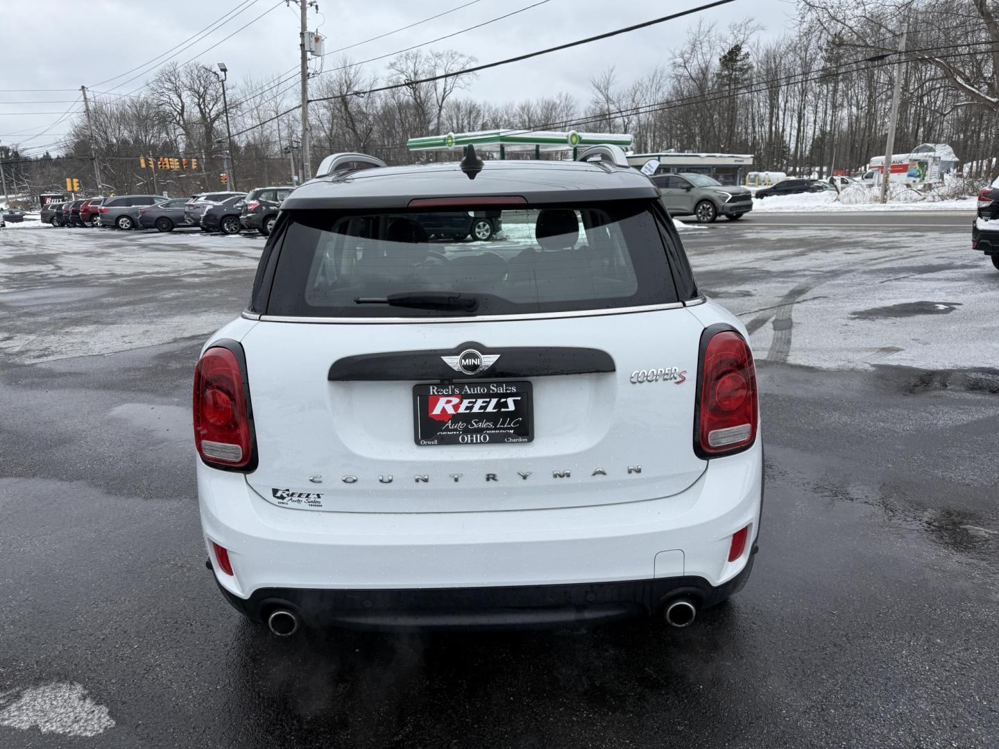 2018 White /Black Mini Countryman S ALL4 (WMZYT5C38J3) with an 2.0L I4 DOHC 16V TURBO engine, 6 Speed Manual transmission, located at 11115 Chardon Rd. , Chardon, OH, 44024, (440) 214-9705, 41.580246, -81.241943 - 2018 Mini Cooper S Countryman All4 – Turbocharged Thrills, Premium Features, and All-Weather Fun Experience driving excitement and standout style with this 2018 Mini Cooper S Countryman All4. Powered by a spirited 2.0L turbocharged I4 engine paired with an engaging 6-speed manual transmission, - Photo#24