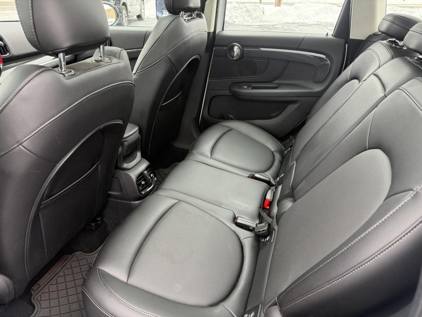 2018 White /Black Mini Countryman S ALL4 (WMZYT5C38J3) with an 2.0L I4 DOHC 16V TURBO engine, 6 Speed Manual transmission, located at 11115 Chardon Rd. , Chardon, OH, 44024, (440) 214-9705, 41.580246, -81.241943 - 2018 Mini Cooper S Countryman All4 – Turbocharged Thrills, Premium Features, and All-Weather Fun Experience driving excitement and standout style with this 2018 Mini Cooper S Countryman All4. Powered by a spirited 2.0L turbocharged I4 engine paired with an engaging 6-speed manual transmission, - Photo#40