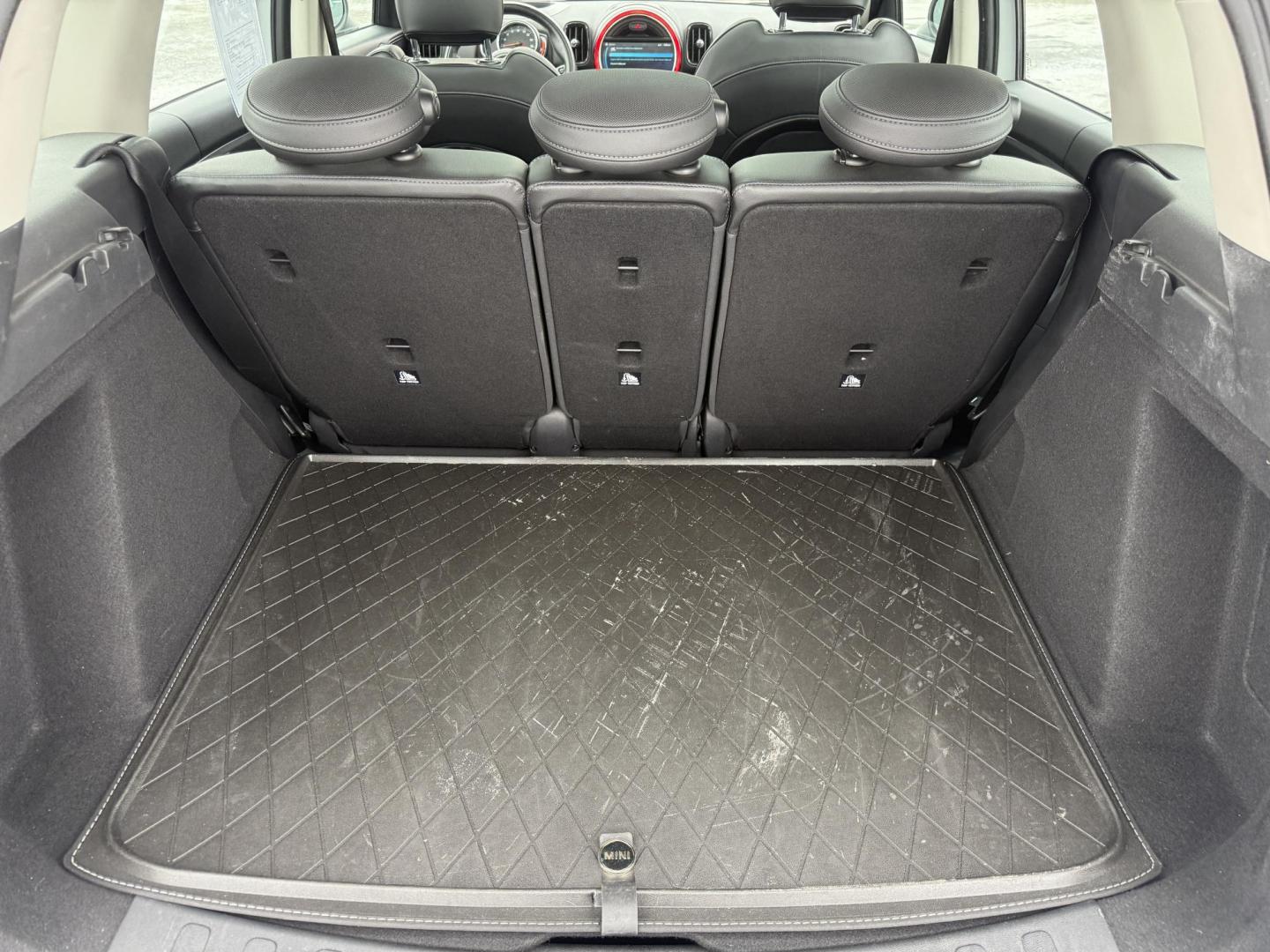 2018 White /Black Mini Countryman S ALL4 (WMZYT5C38J3) with an 2.0L I4 DOHC 16V TURBO engine, 6 Speed Manual transmission, located at 11115 Chardon Rd. , Chardon, OH, 44024, (440) 214-9705, 41.580246, -81.241943 - 2018 Mini Cooper S Countryman All4 – Turbocharged Thrills, Premium Features, and All-Weather Fun Experience driving excitement and standout style with this 2018 Mini Cooper S Countryman All4. Powered by a spirited 2.0L turbocharged I4 engine paired with an engaging 6-speed manual transmission, - Photo#43