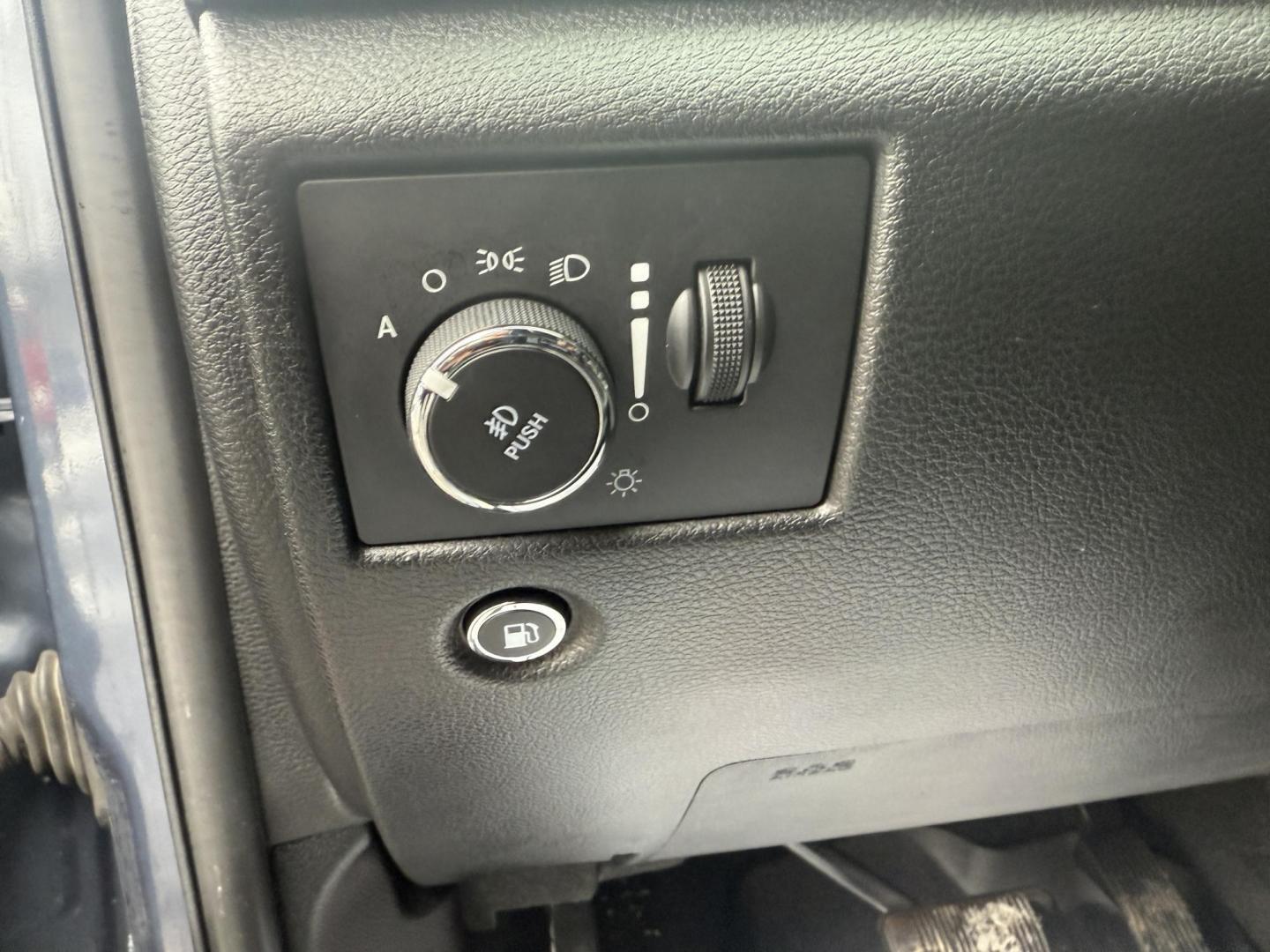 2020 Blue /Black Jeep Grand Cherokee Limited X 4WD (1C4RJFBGXLC) with an 3.6L V6 DOHC 24V engine, Automatic transmission, located at 547 E. Main St., Orwell, OH, 44076, (440) 437-5893, 41.535435, -80.847855 - 2020 Jeep Grand Cherokee Limited X – Premium Luxury, Advanced Safety, and All-Weather Capability Experience the perfect blend of power, comfort, and technology in this 2020 Jeep Grand Cherokee Limited X. Equipped with the legendary 3.6L Pentastar V6 engine and an efficient 8-speed automatic tra - Photo#24