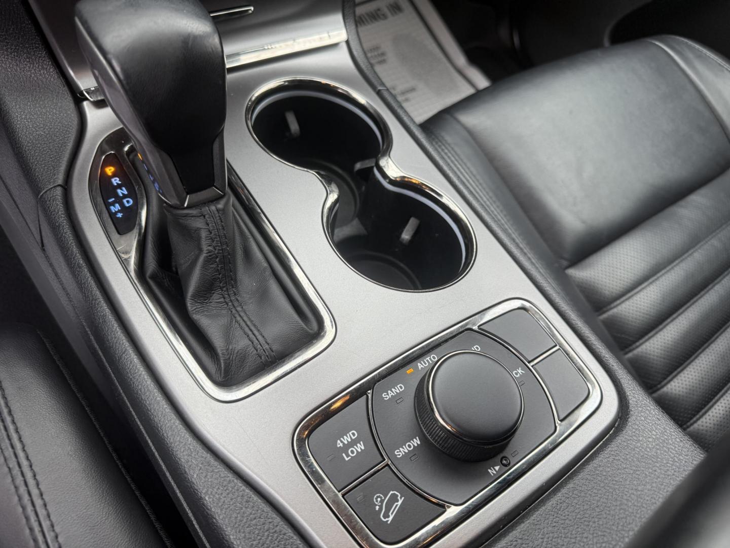 2020 Blue /Black Jeep Grand Cherokee Limited X 4WD (1C4RJFBGXLC) with an 3.6L V6 DOHC 24V engine, Automatic transmission, located at 547 E. Main St., Orwell, OH, 44076, (440) 437-5893, 41.535435, -80.847855 - 2020 Jeep Grand Cherokee Limited X – Premium Luxury, Advanced Safety, and All-Weather Capability Experience the perfect blend of power, comfort, and technology in this 2020 Jeep Grand Cherokee Limited X. Equipped with the legendary 3.6L Pentastar V6 engine and an efficient 8-speed automatic tra - Photo#33