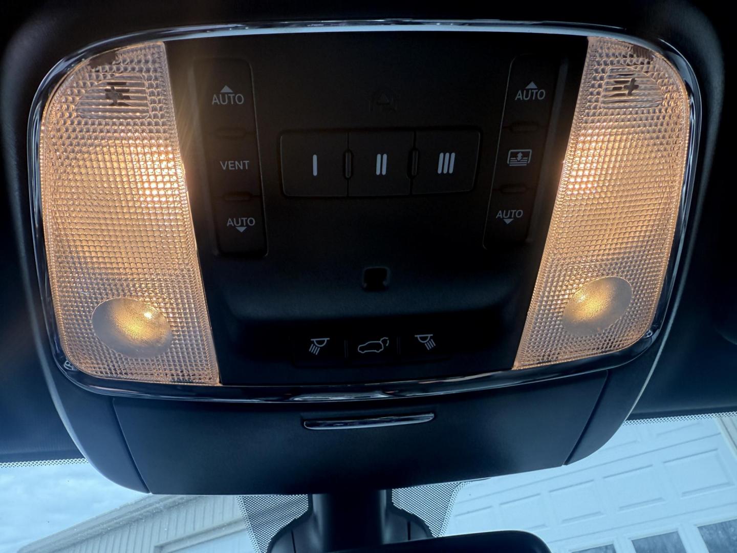 2020 Blue /Black Jeep Grand Cherokee Limited X 4WD (1C4RJFBGXLC) with an 3.6L V6 DOHC 24V engine, Automatic transmission, located at 547 E. Main St., Orwell, OH, 44076, (440) 437-5893, 41.535435, -80.847855 - 2020 Jeep Grand Cherokee Limited X – Premium Luxury, Advanced Safety, and All-Weather Capability Experience the perfect blend of power, comfort, and technology in this 2020 Jeep Grand Cherokee Limited X. Equipped with the legendary 3.6L Pentastar V6 engine and an efficient 8-speed automatic tra - Photo#35