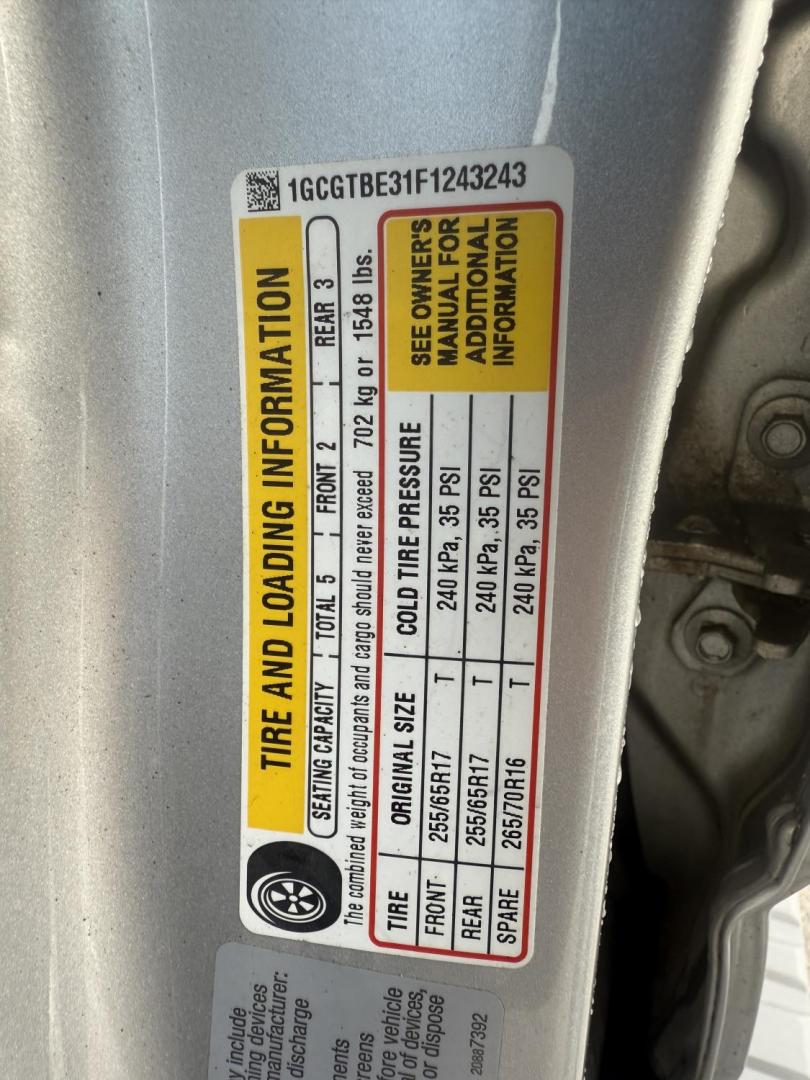 2015 Silver /Gray Chevrolet Colorado LT Crew Cab 4WD Short Box (1GCGTBE31F1) with an 3.6L V6 DOHC 24V GAS engine, Automatic transmission, located at 547 E. Main St., Orwell, OH, 44076, (440) 437-5893, 41.535435, -80.847855 - 2015 Chevrolet Colorado LT Crew Cab 4WD – Powerful Capability, Modern Comfort, and Impressive Efficiency Take on any challenge with confidence in this 2015 Chevrolet Colorado LT Crew Cab 4WD. Equipped with a robust 3.6L V6 engine and a smooth 6-speed automatic transmission, this Colorado delive - Photo#32