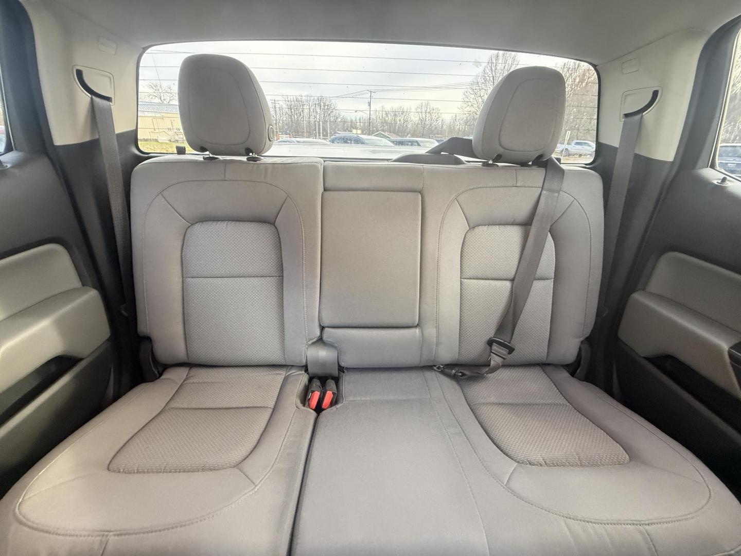 2015 Silver /Gray Chevrolet Colorado LT Crew Cab 4WD Short Box (1GCGTBE31F1) with an 3.6L V6 DOHC 24V GAS engine, Automatic transmission, located at 547 E. Main St., Orwell, OH, 44076, (440) 437-5893, 41.535435, -80.847855 - 2015 Chevrolet Colorado LT Crew Cab 4WD – Powerful Capability, Modern Comfort, and Impressive Efficiency Take on any challenge with confidence in this 2015 Chevrolet Colorado LT Crew Cab 4WD. Equipped with a robust 3.6L V6 engine and a smooth 6-speed automatic transmission, this Colorado delive - Photo#15