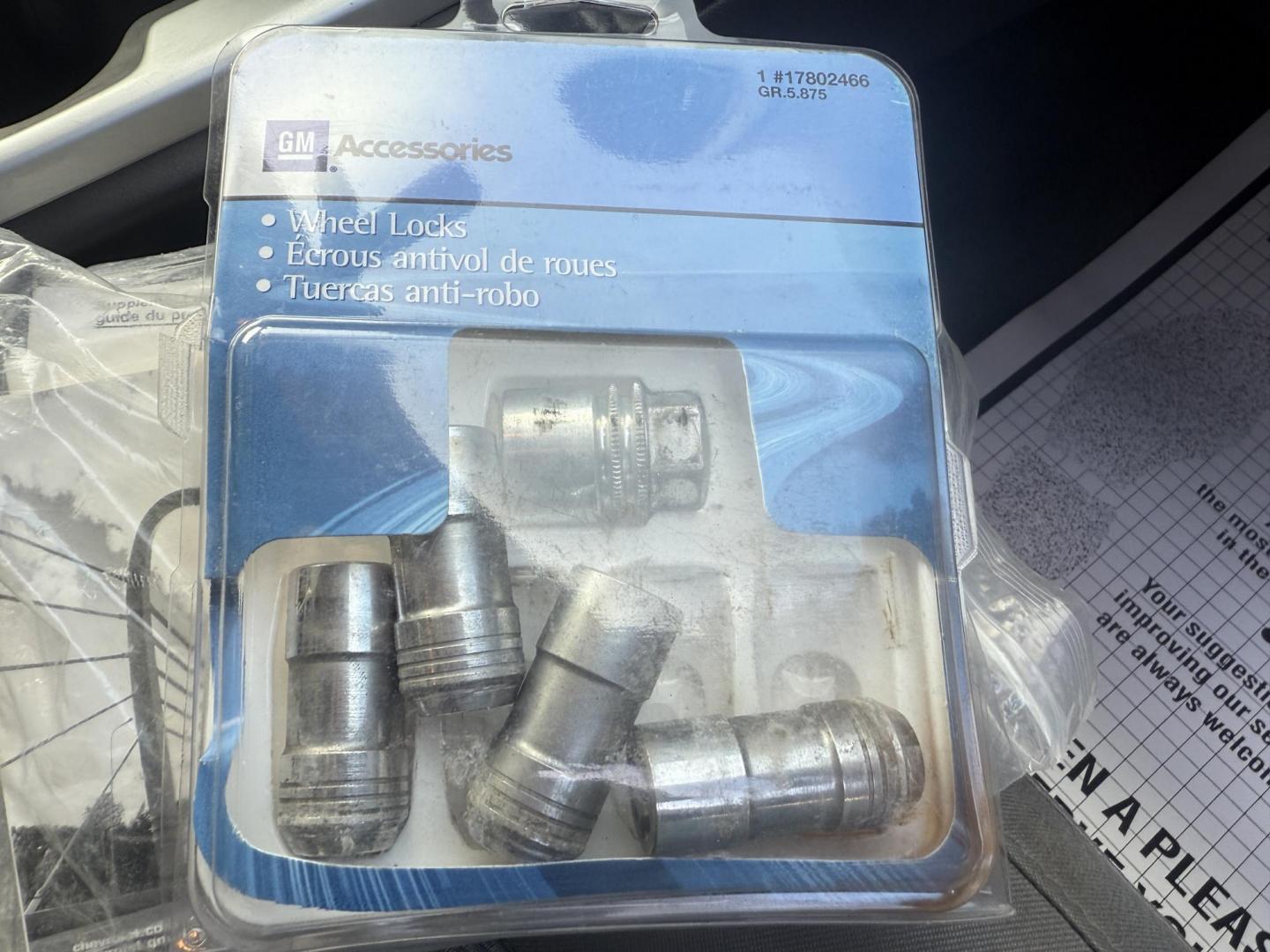 2015 Silver /Gray Chevrolet Colorado LT Crew Cab 4WD Short Box (1GCGTBE31F1) with an 3.6L V6 DOHC 24V GAS engine, Automatic transmission, located at 547 E. Main St., Orwell, OH, 44076, (440) 437-5893, 41.535435, -80.847855 - 2015 Chevrolet Colorado LT Crew Cab 4WD – Powerful Capability, Modern Comfort, and Impressive Efficiency Take on any challenge with confidence in this 2015 Chevrolet Colorado LT Crew Cab 4WD. Equipped with a robust 3.6L V6 engine and a smooth 6-speed automatic transmission, this Colorado delive - Photo#44