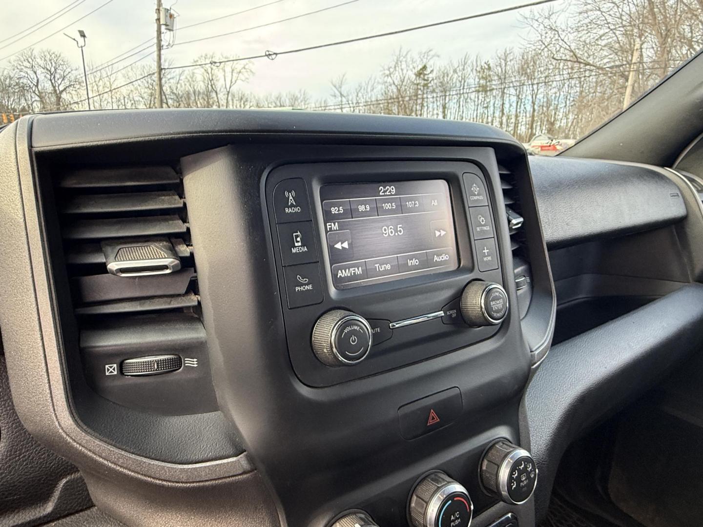 2022 White /Black RAM 2500 Tradesman Crew Cab SWB 4WD (3C6UR5CJ5NG) with an 6.4L V8 engine, Automatic transmission, located at 11115 Chardon Rd. , Chardon, OH, 44024, (440) 214-9705, 41.580246, -81.241943 - One Owner ---- 2022 Ram 2500 Tradesman Crew Cab 4WD – Heavy-Duty Power, Work-Ready Features, and Unmatched Capability Get the job done right with this 2022 Ram 2500 Tradesman Crew Cab 4WD. Under the hood, the mighty 6.4L HEMI V8 engine pairs with a smooth 8-speed automatic transmission and 3.73 - Photo#8