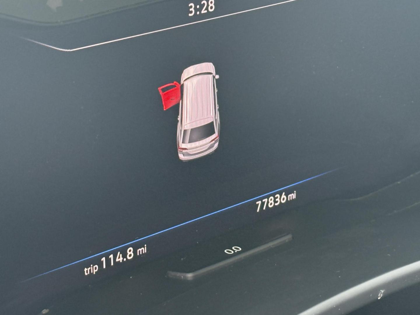 2018 Red /Black Volkswagen Atlas V6 SEL Premium AWD (1V2NR2CA7JC) with an 3.6L V6 DOHC 24V engine, Automatic transmission, located at 11115 Chardon Rd. , Chardon, OH, 44024, (440) 214-9705, 41.580246, -81.241943 - One Owner ---- 2018 Volkswagen Atlas SEL Premium AWD – Refined Luxury, Advanced Safety, and Family-Friendly Versatility Discover the perfect blend of comfort, capability, and technology with this 2018 Volkswagen Atlas SEL Premium AWD. Driven by a powerful 3.6L V6 engine and a smooth 8-speed aut - Photo#6