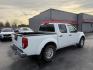 2017 White /Gray Nissan Frontier SV Crew Cab 5AT 4WD (1N6AD0EV5HN) with an 4.0L V6 DOHC 24V engine, Automatic transmission, located at 11115 Chardon Rd. , Chardon, OH, 44024, (440) 214-9705, 41.580246, -81.241943 - 2017 Nissan Frontier SV Crew Cab 4WD – Rugged Capability, Modern Convenience, and Proven Reliability Take on any road or job with confidence in this 2017 Nissan Frontier SV Crew Cab 4WD. Powered by a robust 4.0L V6 engine and a smooth 5-speed automatic transmission, this truck delivers the musc - Photo#14
