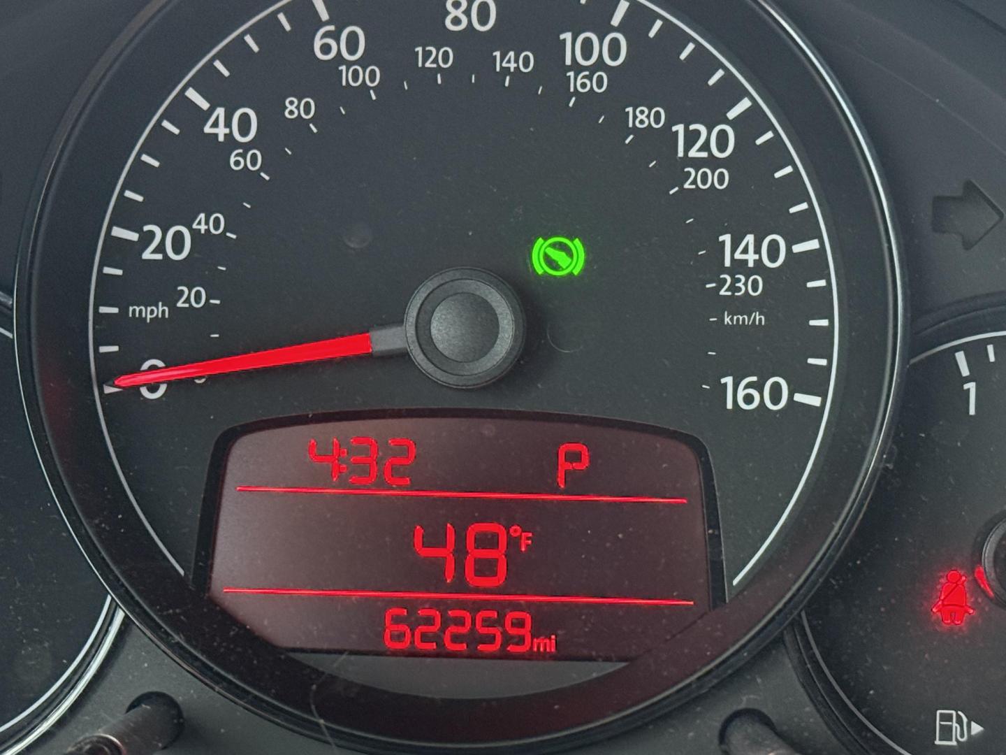 2012 White /Black Volkswagen New Beetle 2.5L (3VWJP7AT9CM) with an 2.5L I5 DOHC 20V engine, Automatic transmission, located at 11115 Chardon Rd. , Chardon, OH, 44024, (440) 214-9705, 41.580246, -81.241943 - 2012 Volkswagen Beetle – Iconic Style, Modern Comfort, and Standout Personality Drive home in classic style with this 2012 Volkswagen Beetle! Powered by a reliable 2.5L I5 engine and a smooth 6-speed automatic transmission, this Beetle blends timeless charm with everyday practicality. The eye-c - Photo#18