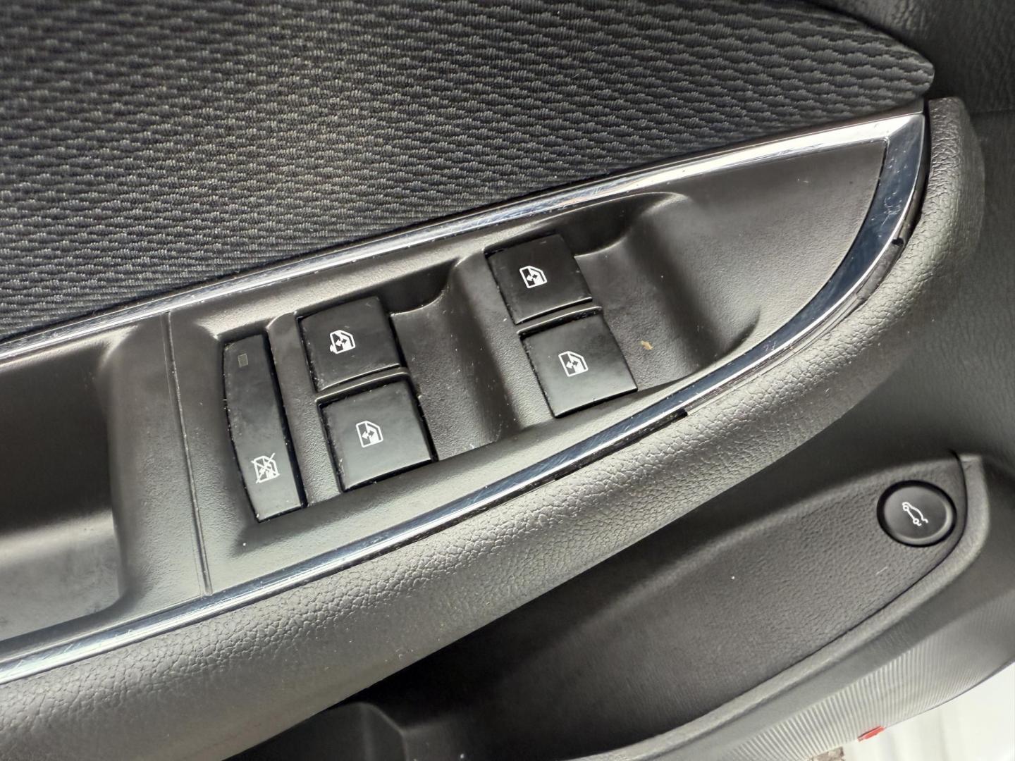 2017 White /Black Chevrolet Cruze LT Auto (1G1BE5SM7H7) with an 1.4L I4 DOHC 16V TURBO engine, Automatic transmission, located at 11115 Chardon Rd. , Chardon, OH, 44024, (440) 214-9705, 41.580246, -81.241943 - 2017 Chevrolet Cruze LT – Exceptional Fuel Economy, Modern Features, and Comfortable Driving Experience efficient and stylish driving with this 2017 Chevrolet Cruze LT. Powered by a spirited 1.4L turbocharged EcoTec engine paired with a smooth 6-speed automatic transmission, this sedan provides - Photo#28