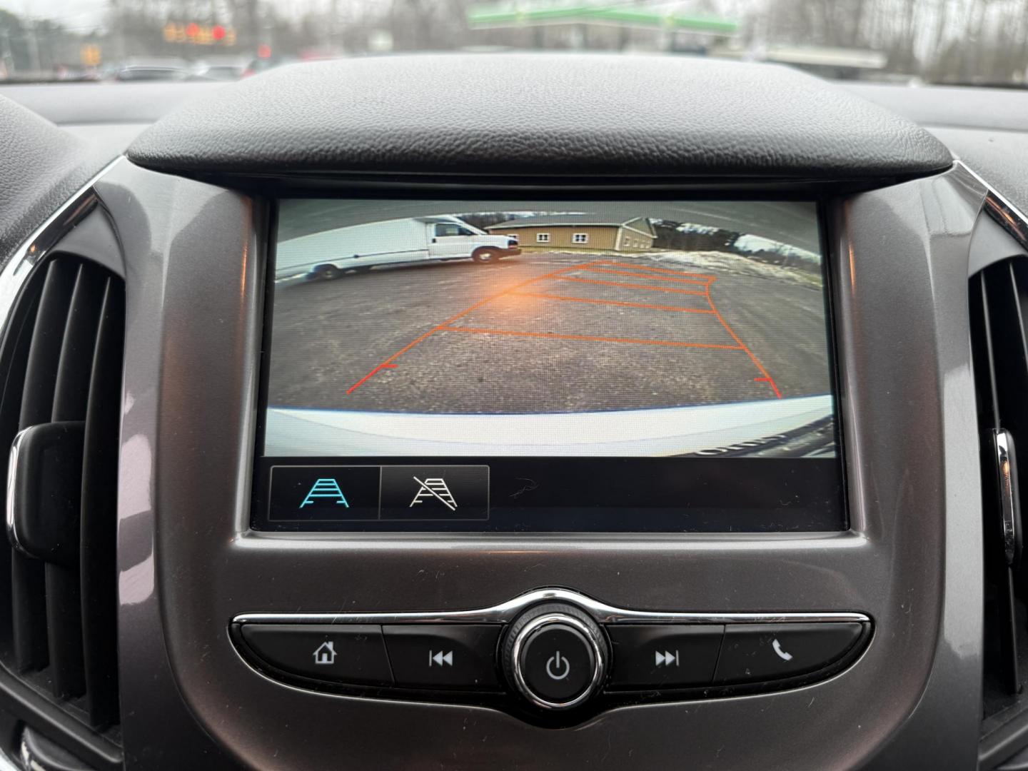 2017 White /Black Chevrolet Cruze LT Auto (1G1BE5SM7H7) with an 1.4L I4 DOHC 16V TURBO engine, Automatic transmission, located at 11115 Chardon Rd. , Chardon, OH, 44024, (440) 214-9705, 41.580246, -81.241943 - 2017 Chevrolet Cruze LT – Exceptional Fuel Economy, Modern Features, and Comfortable Driving Experience efficient and stylish driving with this 2017 Chevrolet Cruze LT. Powered by a spirited 1.4L turbocharged EcoTec engine paired with a smooth 6-speed automatic transmission, this sedan provides - Photo#13