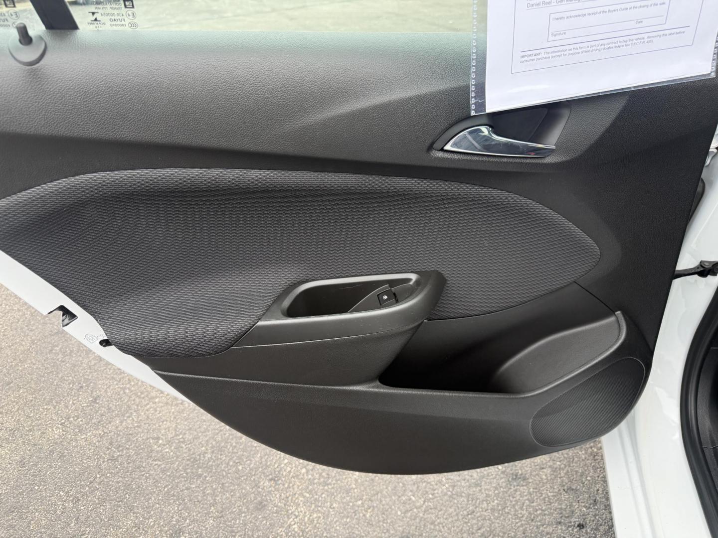 2017 White /Black Chevrolet Cruze LT Auto (1G1BE5SM7H7) with an 1.4L I4 DOHC 16V TURBO engine, Automatic transmission, located at 11115 Chardon Rd. , Chardon, OH, 44024, (440) 214-9705, 41.580246, -81.241943 - 2017 Chevrolet Cruze LT – Exceptional Fuel Economy, Modern Features, and Comfortable Driving Experience efficient and stylish driving with this 2017 Chevrolet Cruze LT. Powered by a spirited 1.4L turbocharged EcoTec engine paired with a smooth 6-speed automatic transmission, this sedan provides - Photo#35