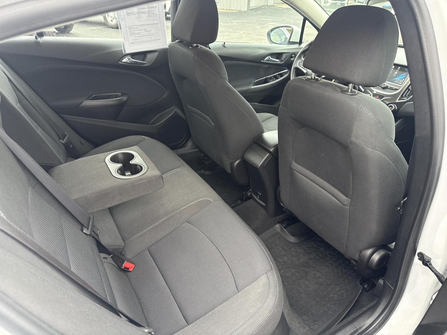 2017 White /Black Chevrolet Cruze LT Auto (1G1BE5SM7H7) with an 1.4L I4 DOHC 16V TURBO engine, Automatic transmission, located at 11115 Chardon Rd. , Chardon, OH, 44024, (440) 214-9705, 41.580246, -81.241943 - 2017 Chevrolet Cruze LT – Exceptional Fuel Economy, Modern Features, and Comfortable Driving Experience efficient and stylish driving with this 2017 Chevrolet Cruze LT. Powered by a spirited 1.4L turbocharged EcoTec engine paired with a smooth 6-speed automatic transmission, this sedan provides - Photo#39