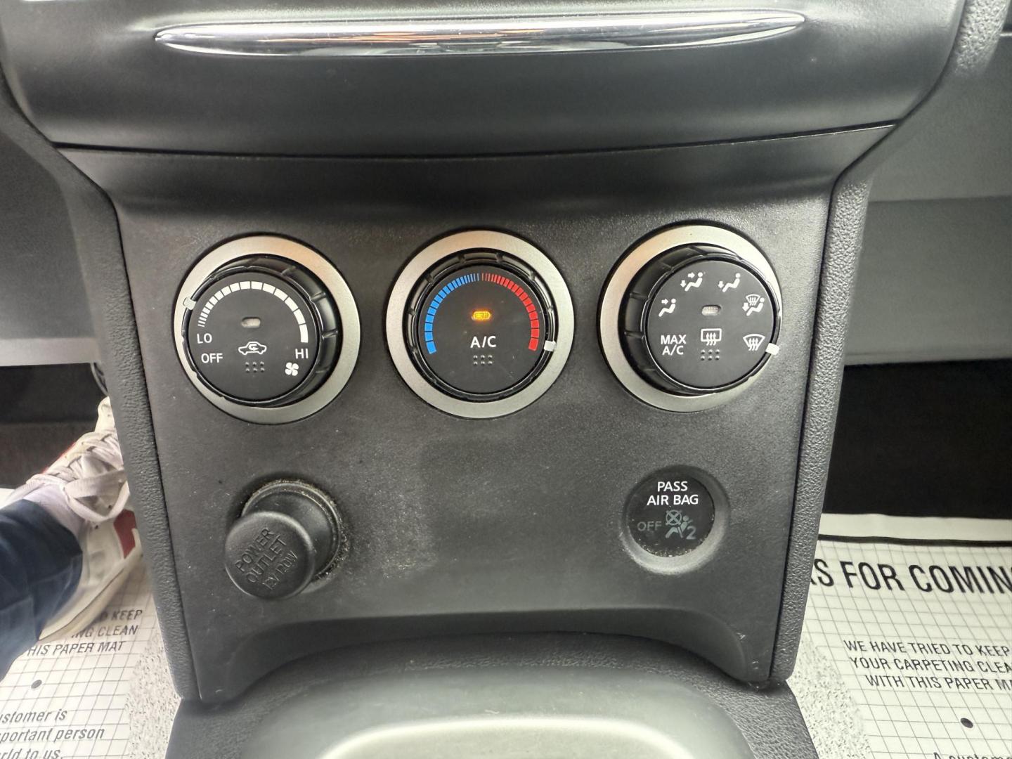 2015 Blue /Black Nissan Rogue Select S AWD (JN8AS5MV2FW) with an 2.5L I4 DOHC 16V engine, Automatic transmission, located at 11115 Chardon Rd. , Chardon, OH, 44024, (440) 214-9705, 41.580246, -81.241943 - 2015 Nissan Rogue Select S AWD – Reliable Performance, Versatile Capability, and Modern Convenience Take on any road with confidence in this 2015 Nissan Rogue Select S AWD. Powered by a dependable 2.5L I4 engine, this SUV delivers an impressive 26 MPG highway and offers versatile all-wheel driv - Photo#12