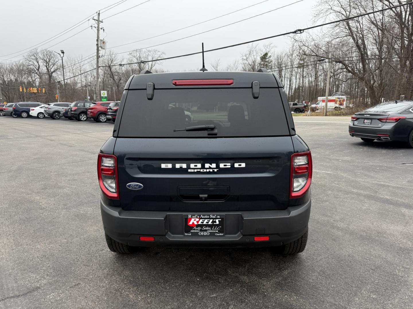 2021 Blue /Black Ford Bronco Sport Outer Banks (3FMCR9C69MR) with an 1.5L I3 DOHC 12V TURBO engine, Automatic transmission, located at 11115 Chardon Rd. , Chardon, OH, 44024, (440) 214-9705, 41.580246, -81.241943 - 2021 Ford Bronco Sport Badlands 4WD – Adventure-Ready Performance, Premium Comfort, and Cutting-Edge Safety Conquer any terrain with confidence in this 2021 Ford Bronco Sport Badlands 4WD. Powered by a lively 1.5L turbocharged I3 EcoBoost engine paired with an 8-speed automatic transmission, th - Photo#21