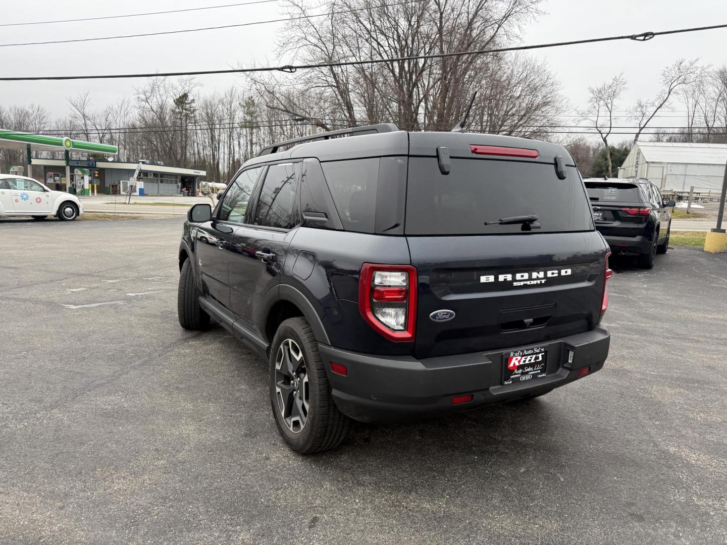 2021 Blue /Black Ford Bronco Sport Outer Banks (3FMCR9C69MR) with an 1.5L I3 DOHC 12V TURBO engine, Automatic transmission, located at 11115 Chardon Rd. , Chardon, OH, 44024, (440) 214-9705, 41.580246, -81.241943 - 2021 Ford Bronco Sport Badlands 4WD – Adventure-Ready Performance, Premium Comfort, and Cutting-Edge Safety Conquer any terrain with confidence in this 2021 Ford Bronco Sport Badlands 4WD. Powered by a lively 1.5L turbocharged I3 EcoBoost engine paired with an 8-speed automatic transmission, th - Photo#22