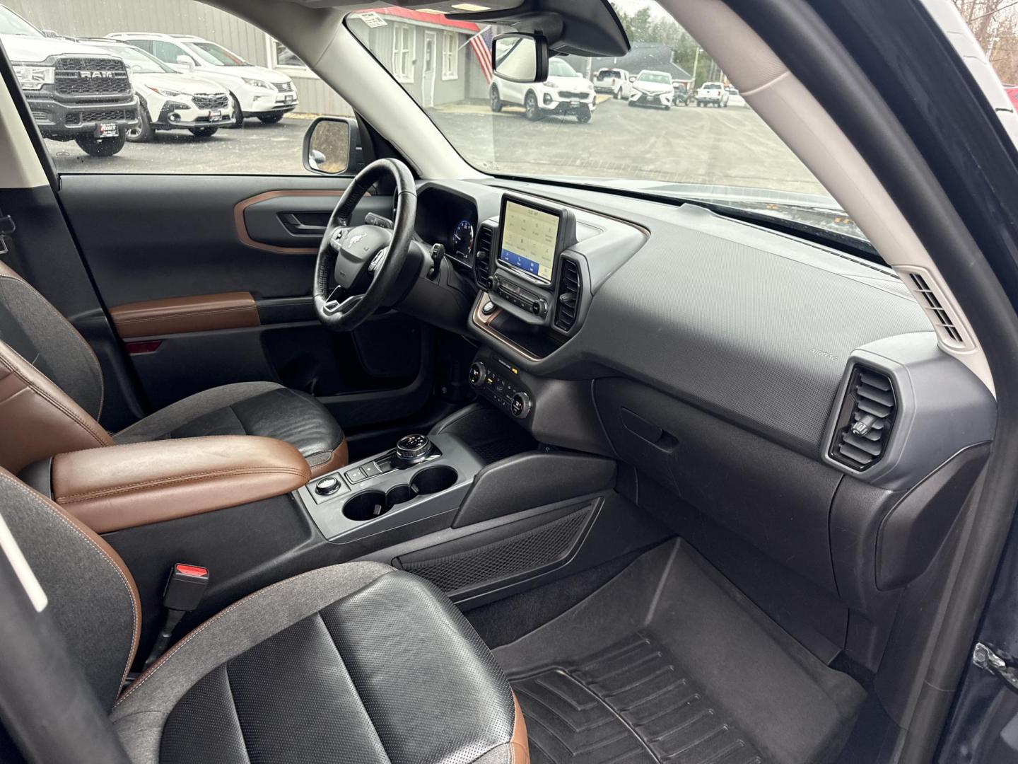 2021 Blue /Black Ford Bronco Sport Outer Banks (3FMCR9C69MR) with an 1.5L I3 DOHC 12V TURBO engine, Automatic transmission, located at 11115 Chardon Rd. , Chardon, OH, 44024, (440) 214-9705, 41.580246, -81.241943 - 2021 Ford Bronco Sport Badlands 4WD – Adventure-Ready Performance, Premium Comfort, and Cutting-Edge Safety Conquer any terrain with confidence in this 2021 Ford Bronco Sport Badlands 4WD. Powered by a lively 1.5L turbocharged I3 EcoBoost engine paired with an 8-speed automatic transmission, th - Photo#46