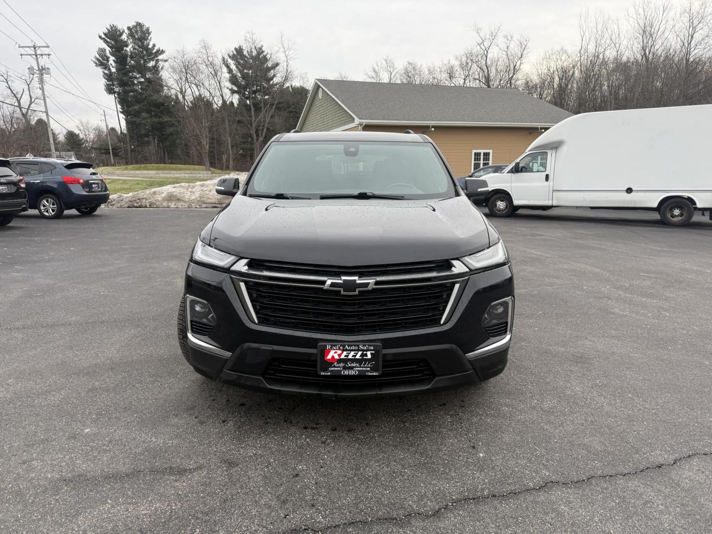 2022 Black /Black Chevrolet Traverse LT Leather AWD (1GNEVHKW6NJ) with an 3.6L V6 DOHC 24V engine, Automatic transmission, located at 11115 Chardon Rd. , Chardon, OH, 44024, (440) 214-9705, 41.580246, -81.241943 - 2022 Chevrolet Traverse LT Leather AWD – Bold Style, Premium Comfort, and Advanced Safety Make a statement with this stunning 2022 Chevrolet Traverse LT Leather AWD in Mosaic Black Metallic, featuring eye-catching 18" black wheels for a sporty, sophisticated look. Under the hood, a powerful 3.6 - Photo#1