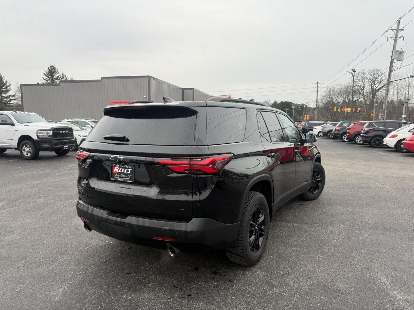 2022 Black /Black Chevrolet Traverse LT Leather AWD (1GNEVHKW6NJ) with an 3.6L V6 DOHC 24V engine, Automatic transmission, located at 11115 Chardon Rd. , Chardon, OH, 44024, (440) 214-9705, 41.580246, -81.241943 - 2022 Chevrolet Traverse LT Leather AWD – Bold Style, Premium Comfort, and Advanced Safety Make a statement with this stunning 2022 Chevrolet Traverse LT Leather AWD in Mosaic Black Metallic, featuring eye-catching 18" black wheels for a sporty, sophisticated look. Under the hood, a powerful 3.6 - Photo#23