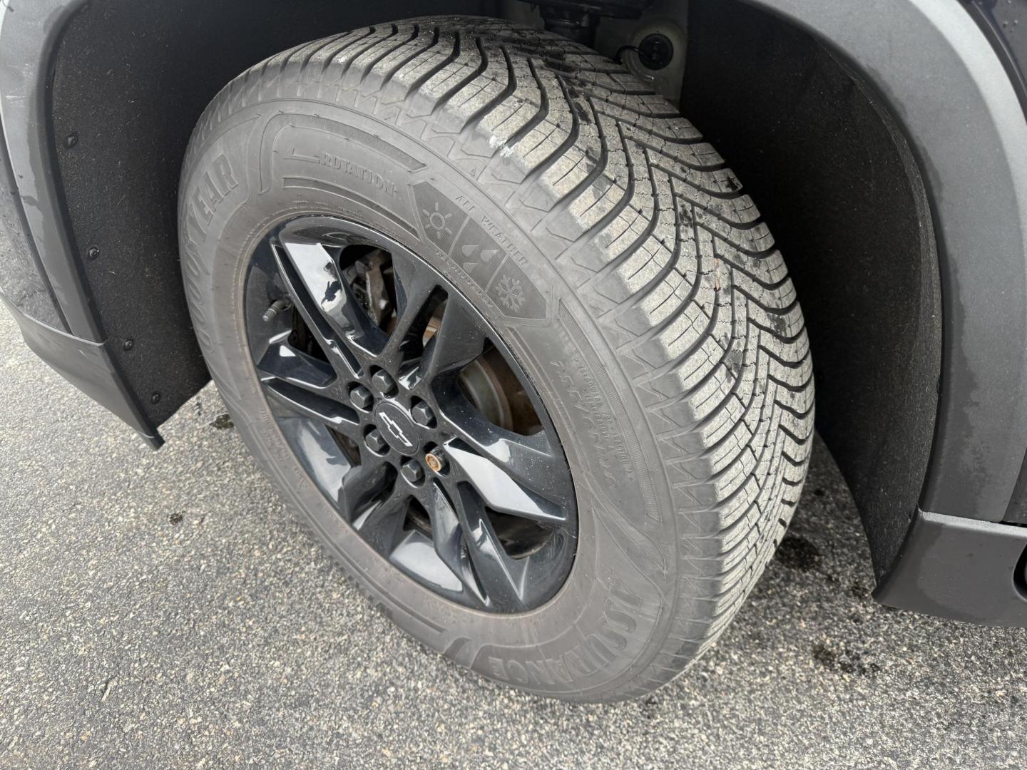 2022 Black /Black Chevrolet Traverse LT Leather AWD (1GNEVHKW6NJ) with an 3.6L V6 DOHC 24V engine, Automatic transmission, located at 11115 Chardon Rd. , Chardon, OH, 44024, (440) 214-9705, 41.580246, -81.241943 - 2022 Chevrolet Traverse LT Leather AWD – Bold Style, Premium Comfort, and Advanced Safety Make a statement with this stunning 2022 Chevrolet Traverse LT Leather AWD in Mosaic Black Metallic, featuring eye-catching 18" black wheels for a sporty, sophisticated look. Under the hood, a powerful 3.6 - Photo#29