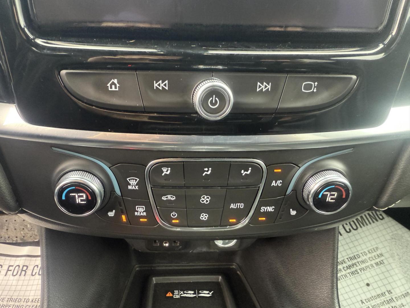 2022 Black /Black Chevrolet Traverse LT Leather AWD (1GNEVHKW6NJ) with an 3.6L V6 DOHC 24V engine, Automatic transmission, located at 11115 Chardon Rd. , Chardon, OH, 44024, (440) 214-9705, 41.580246, -81.241943 - 2022 Chevrolet Traverse LT Leather AWD – Bold Style, Premium Comfort, and Advanced Safety Make a statement with this stunning 2022 Chevrolet Traverse LT Leather AWD in Mosaic Black Metallic, featuring eye-catching 18" black wheels for a sporty, sophisticated look. Under the hood, a powerful 3.6 - Photo#17