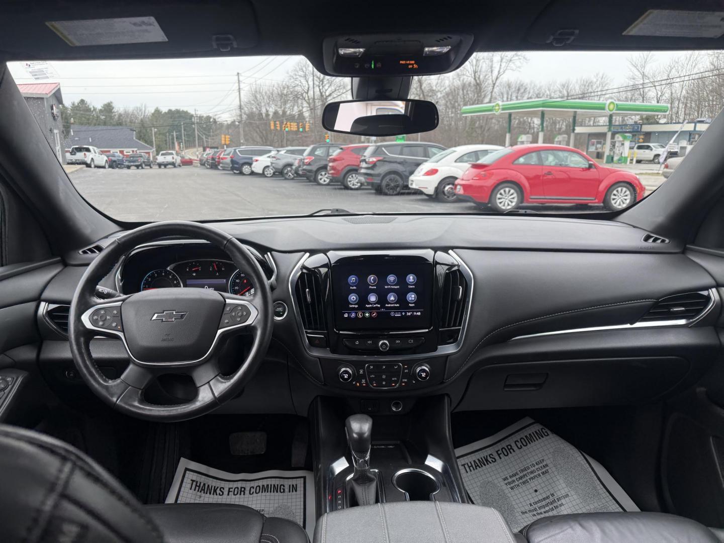 2022 Black /Black Chevrolet Traverse LT Leather AWD (1GNEVHKW6NJ) with an 3.6L V6 DOHC 24V engine, Automatic transmission, located at 11115 Chardon Rd. , Chardon, OH, 44024, (440) 214-9705, 41.580246, -81.241943 - 2022 Chevrolet Traverse LT Leather AWD – Bold Style, Premium Comfort, and Advanced Safety Make a statement with this stunning 2022 Chevrolet Traverse LT Leather AWD in Mosaic Black Metallic, featuring eye-catching 18" black wheels for a sporty, sophisticated look. Under the hood, a powerful 3.6 - Photo#20