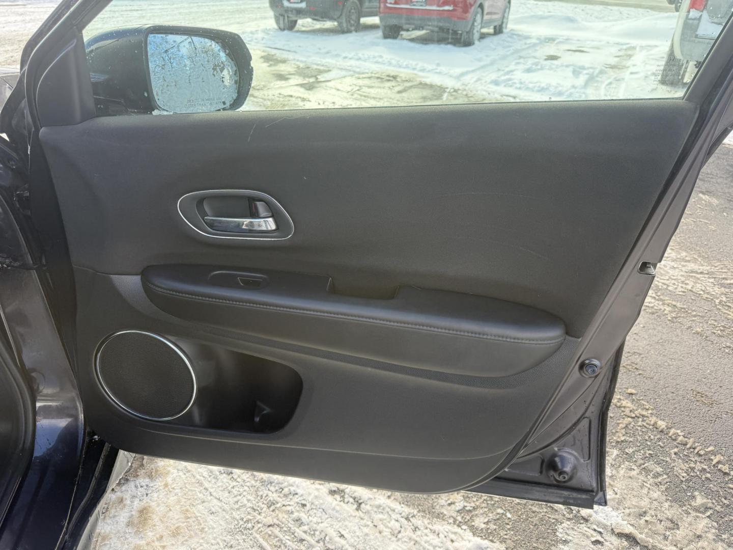 2016 Gray /Black Honda HR-V EX 4WD CVT (3CZRU6H50GM) with an 1.8L I4 DOHC 16V engine, Automatic transmission, located at 11115 Chardon Rd. , Chardon, OH, 44024, (440) 214-9705, 41.580246, -81.241943 - Photo#43