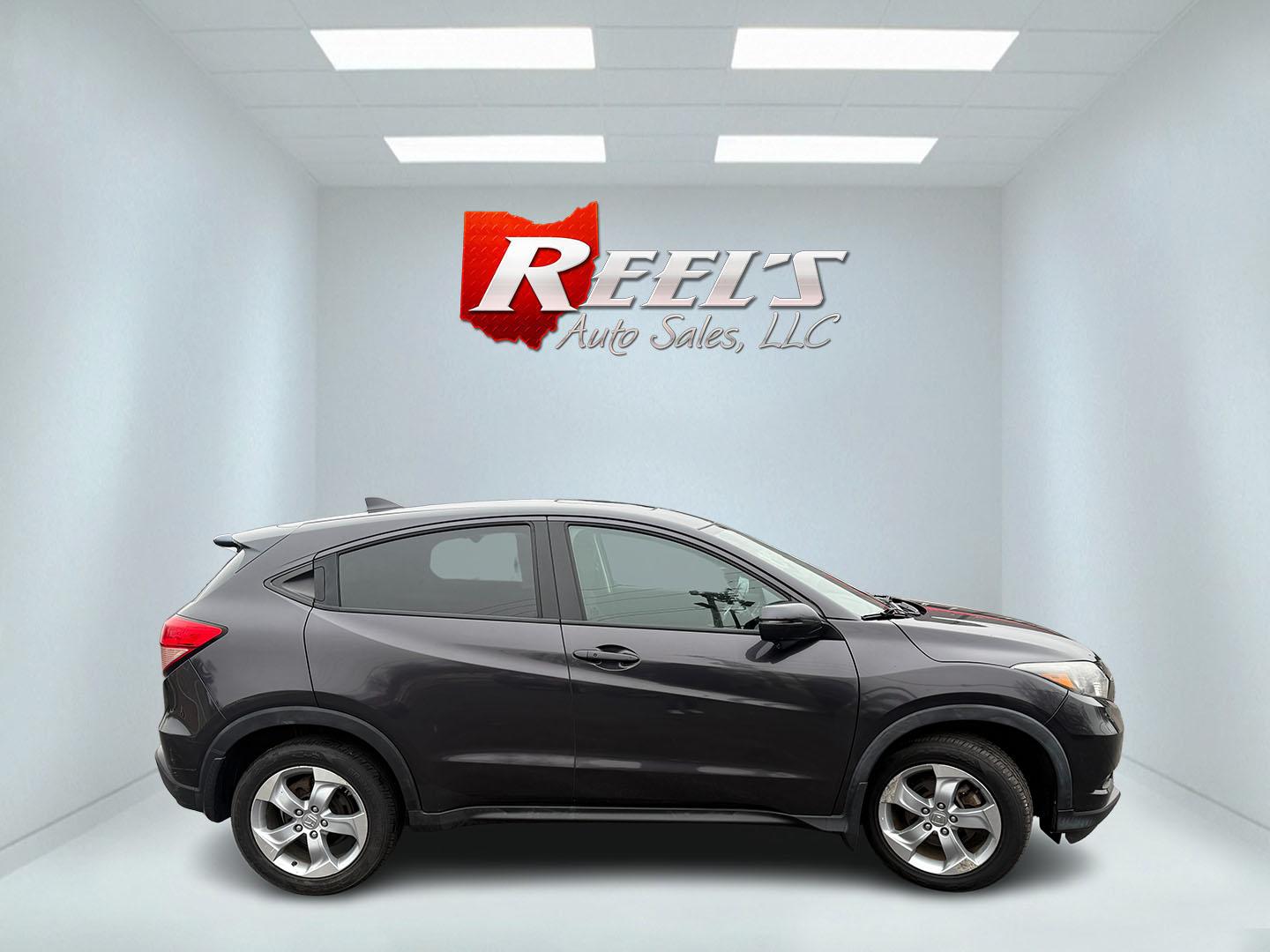 2016 Gray /Black Honda HR-V EX 4WD CVT (3CZRU6H50GM) with an 1.8L I4 DOHC 16V engine, Automatic transmission, located at 11115 Chardon Rd. , Chardon, OH, 44024, (440) 214-9705, 41.580246, -81.241943 - Photo#20