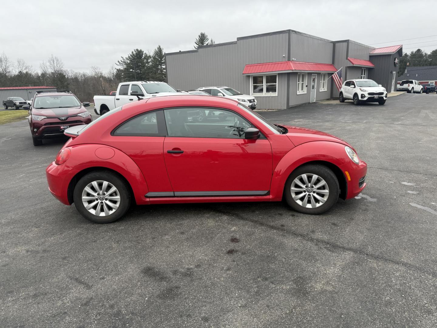 2016 Red /Black Volkswagen Beetle 1.8T S (3VWF17AT4GM) with an 1.8L I4 DOHC 16V Turbo engine, Automatic transmission, located at 11115 Chardon Rd. , Chardon, OH, 44024, (440) 214-9705, 41.580246, -81.241943 - 2016 Volkswagen Beetle 1.8T S – Turbocharged Fun, Modern Features, and Iconic Style Make every drive memorable in this 2016 Volkswagen Beetle 1.8T S! Under the hood, a lively 1.8L turbocharged engine pairs with a smooth 6-speed automatic transmission to deliver peppy performance and outstanding - Photo#6