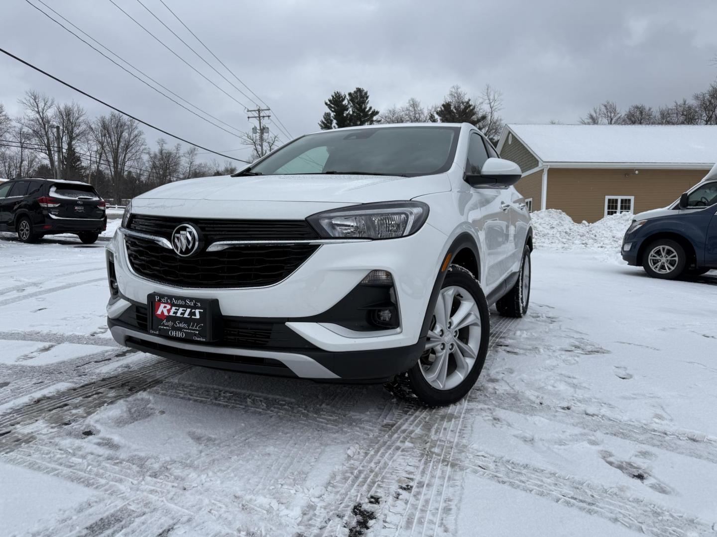 2023 White /Black Buick Encore GX Preferred AWD (KL4MMCSL9PB) with an 1.3L I3 TURBO engine, Automatic transmission, located at 547 E. Main St., Orwell, OH, 44076, (440) 437-5893, 41.535435, -80.847855 - One Owner ---- 2022 Buick Encore GX Preferred AWD – Modern Comfort, Advanced Safety, and All-Weather Confidence Upgrade your daily drive with this 2022 Buick Encore GX Preferred AWD. Powered by a fuel-efficient 1.3L turbocharged EcoTec engine and a responsive 9-speed automatic transmission, thi - Photo#0