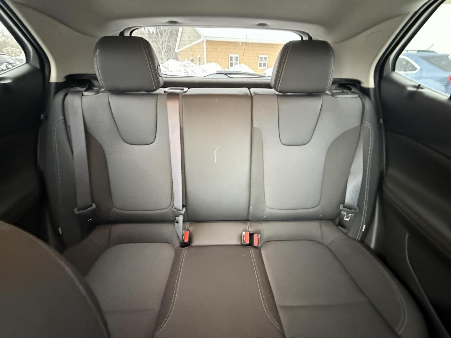 2023 White /Black Buick Encore GX Preferred AWD (KL4MMCSL9PB) with an 1.3L I3 TURBO engine, Automatic transmission, located at 547 E. Main St., Orwell, OH, 44076, (440) 437-5893, 41.535435, -80.847855 - One Owner ---- 2022 Buick Encore GX Preferred AWD – Modern Comfort, Advanced Safety, and All-Weather Confidence Upgrade your daily drive with this 2022 Buick Encore GX Preferred AWD. Powered by a fuel-efficient 1.3L turbocharged EcoTec engine and a responsive 9-speed automatic transmission, thi - Photo#18