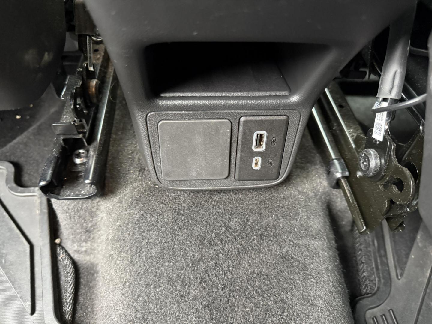 2023 White /Black Buick Encore GX Preferred AWD (KL4MMCSL9PB) with an 1.3L I3 TURBO engine, Automatic transmission, located at 547 E. Main St., Orwell, OH, 44076, (440) 437-5893, 41.535435, -80.847855 - One Owner ---- 2022 Buick Encore GX Preferred AWD – Modern Comfort, Advanced Safety, and All-Weather Confidence Upgrade your daily drive with this 2022 Buick Encore GX Preferred AWD. Powered by a fuel-efficient 1.3L turbocharged EcoTec engine and a responsive 9-speed automatic transmission, thi - Photo#40