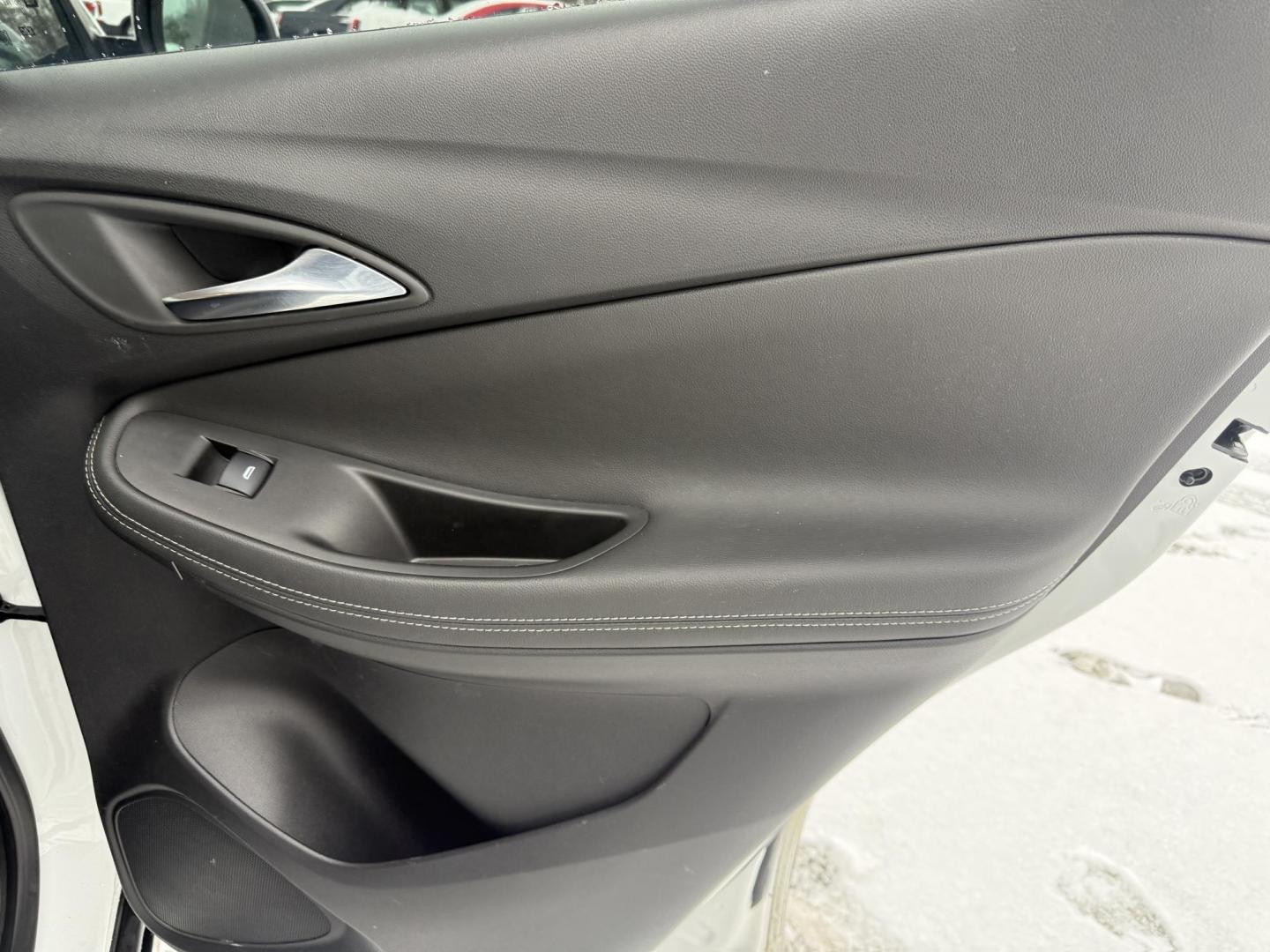 2023 White /Black Buick Encore GX Preferred AWD (KL4MMCSL9PB) with an 1.3L I3 TURBO engine, Automatic transmission, located at 547 E. Main St., Orwell, OH, 44076, (440) 437-5893, 41.535435, -80.847855 - One Owner ---- 2022 Buick Encore GX Preferred AWD – Modern Comfort, Advanced Safety, and All-Weather Confidence Upgrade your daily drive with this 2022 Buick Encore GX Preferred AWD. Powered by a fuel-efficient 1.3L turbocharged EcoTec engine and a responsive 9-speed automatic transmission, thi - Photo#43