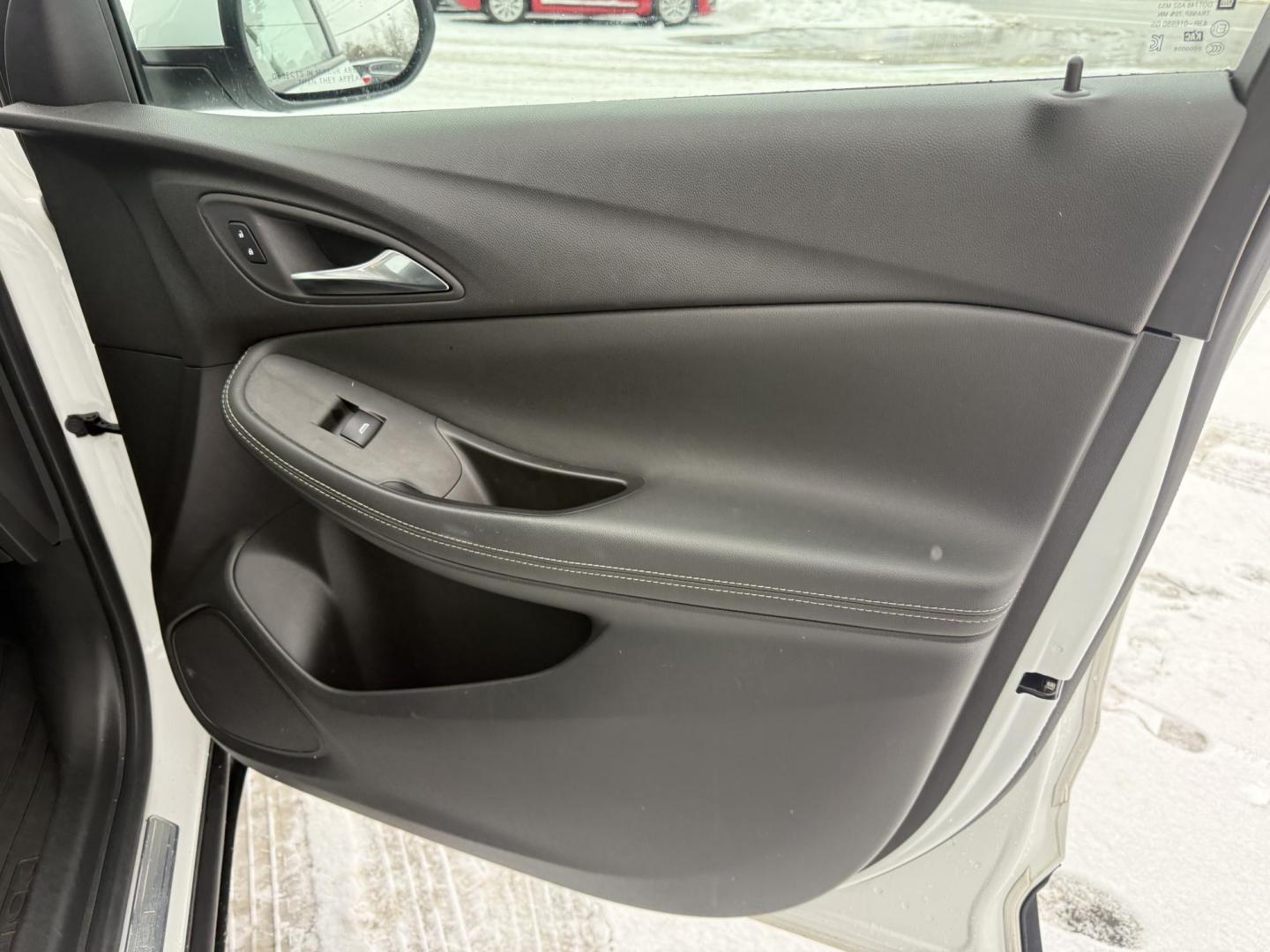 2023 White /Black Buick Encore GX Preferred AWD (KL4MMCSL9PB) with an 1.3L I3 TURBO engine, Automatic transmission, located at 547 E. Main St., Orwell, OH, 44076, (440) 437-5893, 41.535435, -80.847855 - One Owner ---- 2022 Buick Encore GX Preferred AWD – Modern Comfort, Advanced Safety, and All-Weather Confidence Upgrade your daily drive with this 2022 Buick Encore GX Preferred AWD. Powered by a fuel-efficient 1.3L turbocharged EcoTec engine and a responsive 9-speed automatic transmission, thi - Photo#46