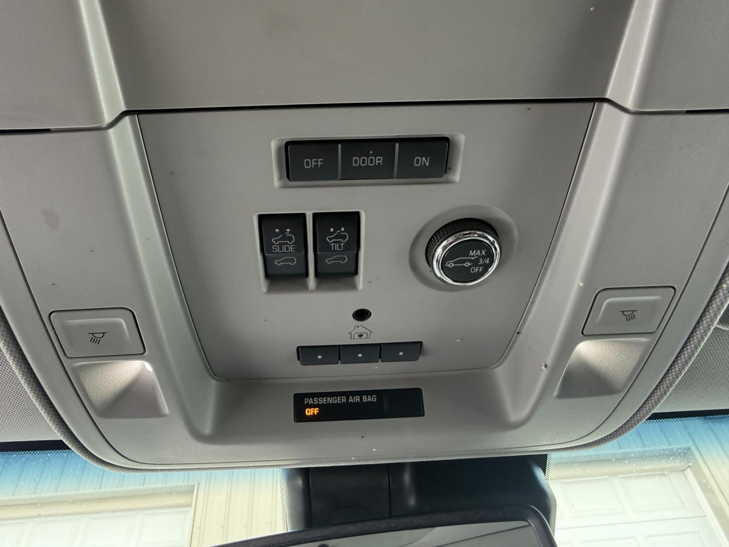 2020 Black /Black GMC Yukon SLT 4WD (1GKS2BKC8LR) with an 5.3L V8 OHV 16V FFV engine, Automatic transmission, located at 547 E. Main St., Orwell, OH, 44076, (440) 437-5893, 41.535435, -80.847855 - Photo#42