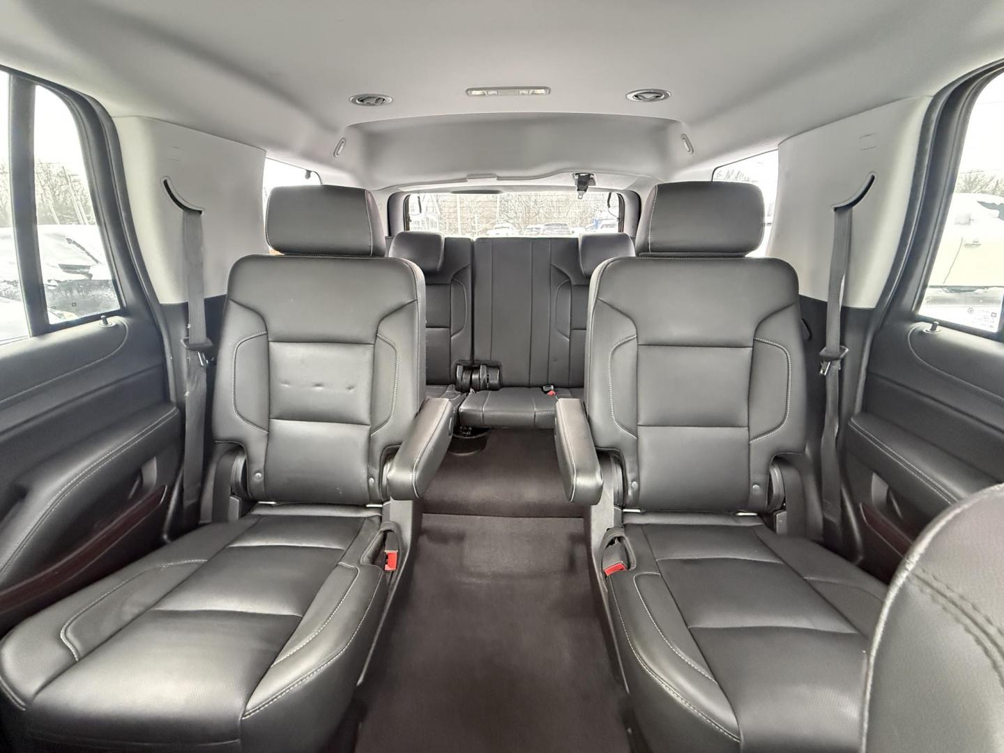 2020 Black /Black GMC Yukon SLT 4WD (1GKS2BKC8LR) with an 5.3L V8 OHV 16V FFV engine, Automatic transmission, located at 547 E. Main St., Orwell, OH, 44076, (440) 437-5893, 41.535435, -80.847855 - Photo#18