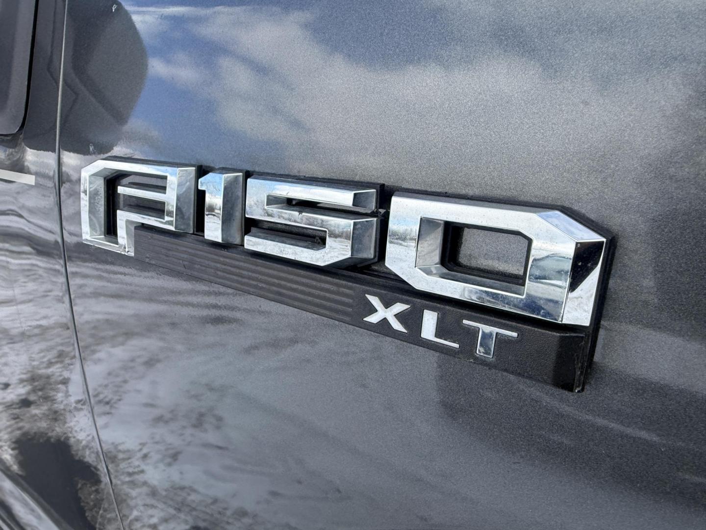 2017 Gray /Black Ford F-150 XLT SuperCrew 5.5-ft. Bed 4WD (1FTEW1EG1HF) with an 3.5L V6 Twin TURBO engine, Automatic transmission, located at 547 E. Main St., Orwell, OH, 44076, (440) 437-5893, 41.535435, -80.847855 - 2017 Ford F-150 XLT Crew Cab 4WD – Power, Capability, and Advanced Technology for Work and Play Conquer any job or adventure with this rugged 2017 Ford F-150 XLT Crew Cab 4WD. Equipped with a powerful 3.5L Twin Turbo EcoBoost V6 engine and a 10-speed automatic transmission, this truck delivers - Photo#20