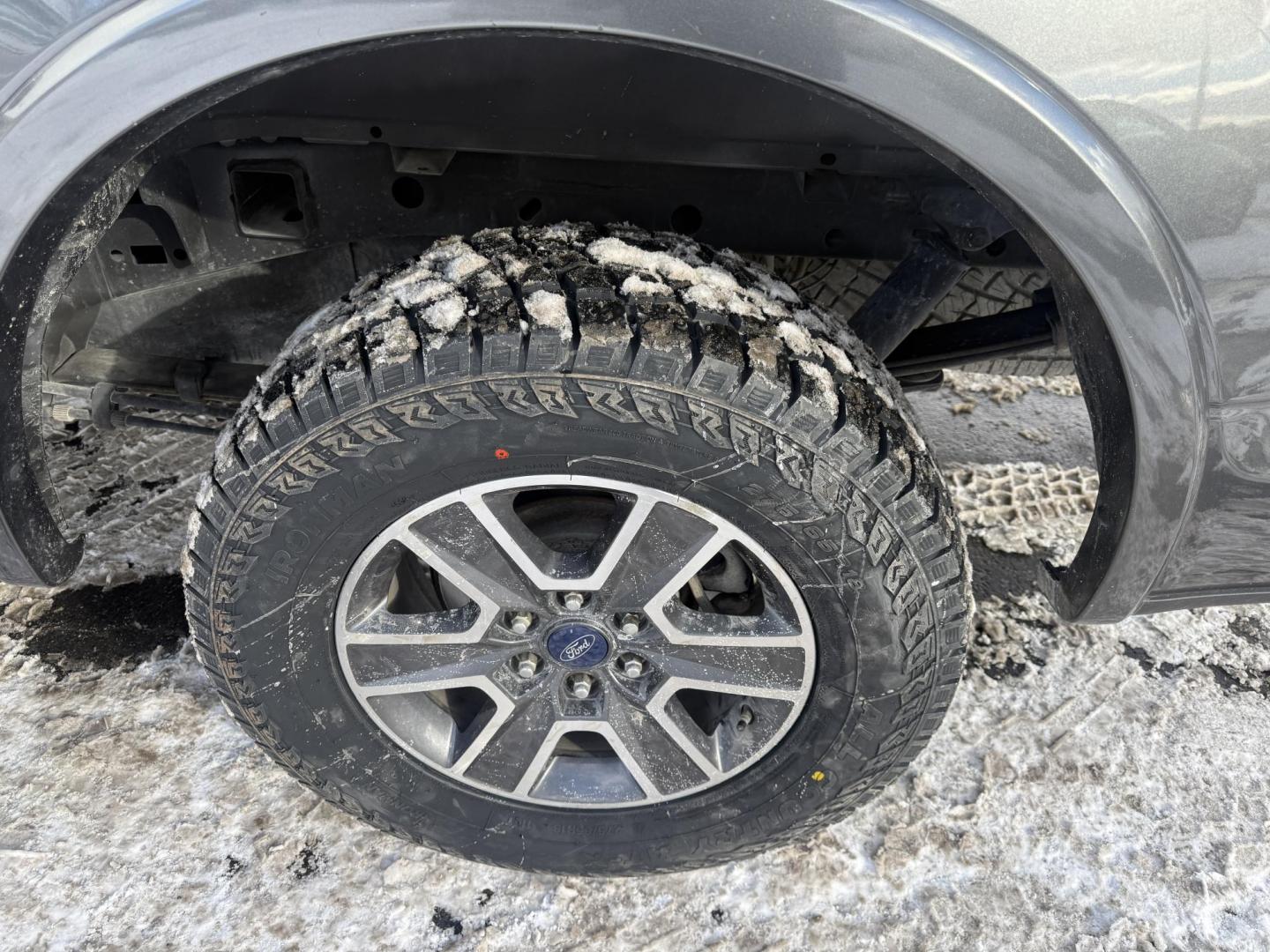 2017 Gray /Black Ford F-150 XLT SuperCrew 5.5-ft. Bed 4WD (1FTEW1EG1HF) with an 3.5L V6 Twin TURBO engine, Automatic transmission, located at 547 E. Main St., Orwell, OH, 44076, (440) 437-5893, 41.535435, -80.847855 - 2017 Ford F-150 XLT Crew Cab 4WD – Power, Capability, and Advanced Technology for Work and Play Conquer any job or adventure with this rugged 2017 Ford F-150 XLT Crew Cab 4WD. Equipped with a powerful 3.5L Twin Turbo EcoBoost V6 engine and a 10-speed automatic transmission, this truck delivers - Photo#28