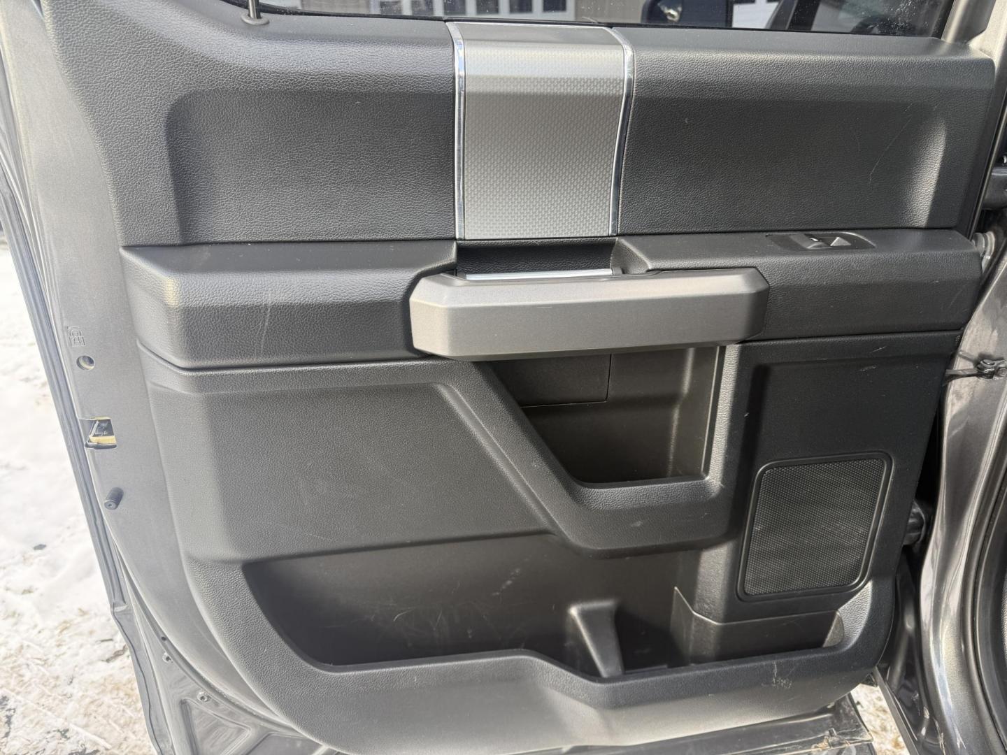 2017 Gray /Black Ford F-150 XLT SuperCrew 5.5-ft. Bed 4WD (1FTEW1EG1HF) with an 3.5L V6 Twin TURBO engine, Automatic transmission, located at 547 E. Main St., Orwell, OH, 44076, (440) 437-5893, 41.535435, -80.847855 - 2017 Ford F-150 XLT Crew Cab 4WD – Power, Capability, and Advanced Technology for Work and Play Conquer any job or adventure with this rugged 2017 Ford F-150 XLT Crew Cab 4WD. Equipped with a powerful 3.5L Twin Turbo EcoBoost V6 engine and a 10-speed automatic transmission, this truck delivers - Photo#40