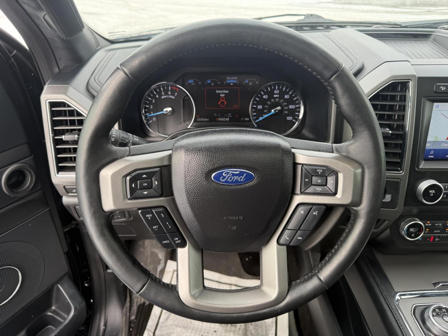 2021 Black /Black Ford Expedition MAX XLT 4WD (1FMJK1JT7ME) with an 3.5L V6 DOHC 24V TWIN TURBO engine, Automatic transmission, located at 547 E. Main St., Orwell, OH, 44076, (440) 437-5893, 41.535435, -80.847855 - 2021 Ford Expedition Max XLT 4WD – Spacious, Powerful, and Loaded with Advanced Technology Experience the ultimate in family comfort and capability with this 2021 Ford Expedition Max XLT 4WD. Powered by a robust 3.5L Twin Turbo EcoBoost V6 engine and a smooth 10-speed automatic transmission, th - Photo#8