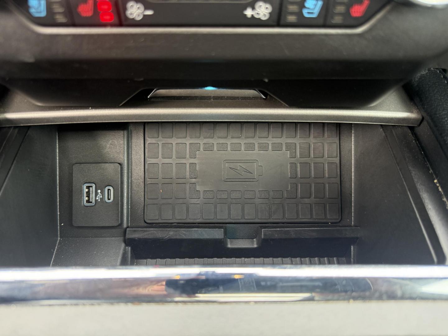 2021 Black /Black Ford Expedition MAX XLT 4WD (1FMJK1JT7ME) with an 3.5L V6 DOHC 24V TWIN TURBO engine, Automatic transmission, located at 547 E. Main St., Orwell, OH, 44076, (440) 437-5893, 41.535435, -80.847855 - 2021 Ford Expedition Max XLT 4WD – Spacious, Powerful, and Loaded with Advanced Technology Experience the ultimate in family comfort and capability with this 2021 Ford Expedition Max XLT 4WD. Powered by a robust 3.5L Twin Turbo EcoBoost V6 engine and a smooth 10-speed automatic transmission, th - Photo#35