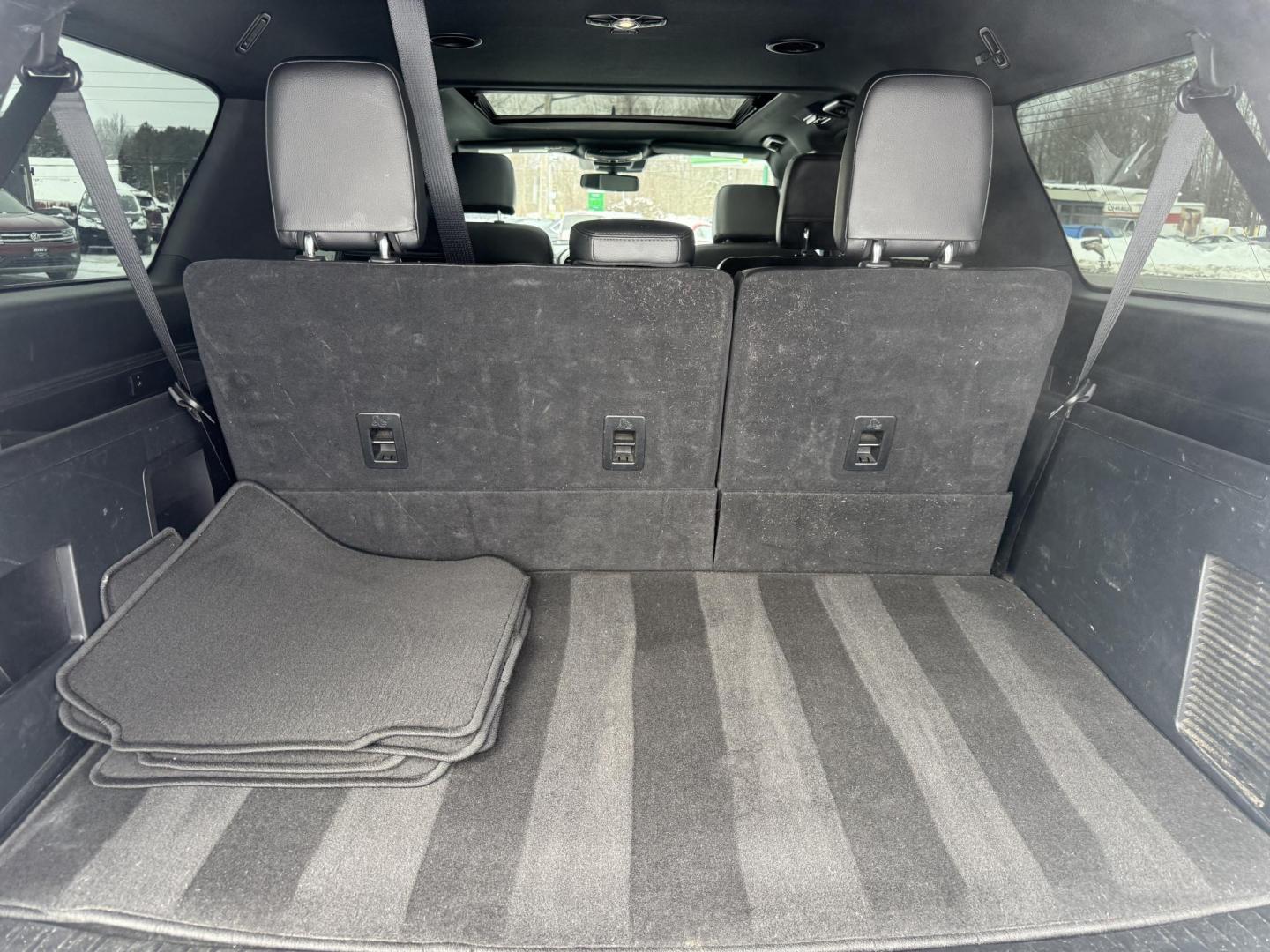 2021 Black /Black Ford Expedition MAX XLT 4WD (1FMJK1JT7ME) with an 3.5L V6 DOHC 24V TWIN TURBO engine, Automatic transmission, located at 547 E. Main St., Orwell, OH, 44076, (440) 437-5893, 41.535435, -80.847855 - 2021 Ford Expedition Max XLT 4WD – Spacious, Powerful, and Loaded with Advanced Technology Experience the ultimate in family comfort and capability with this 2021 Ford Expedition Max XLT 4WD. Powered by a robust 3.5L Twin Turbo EcoBoost V6 engine and a smooth 10-speed automatic transmission, th - Photo#17