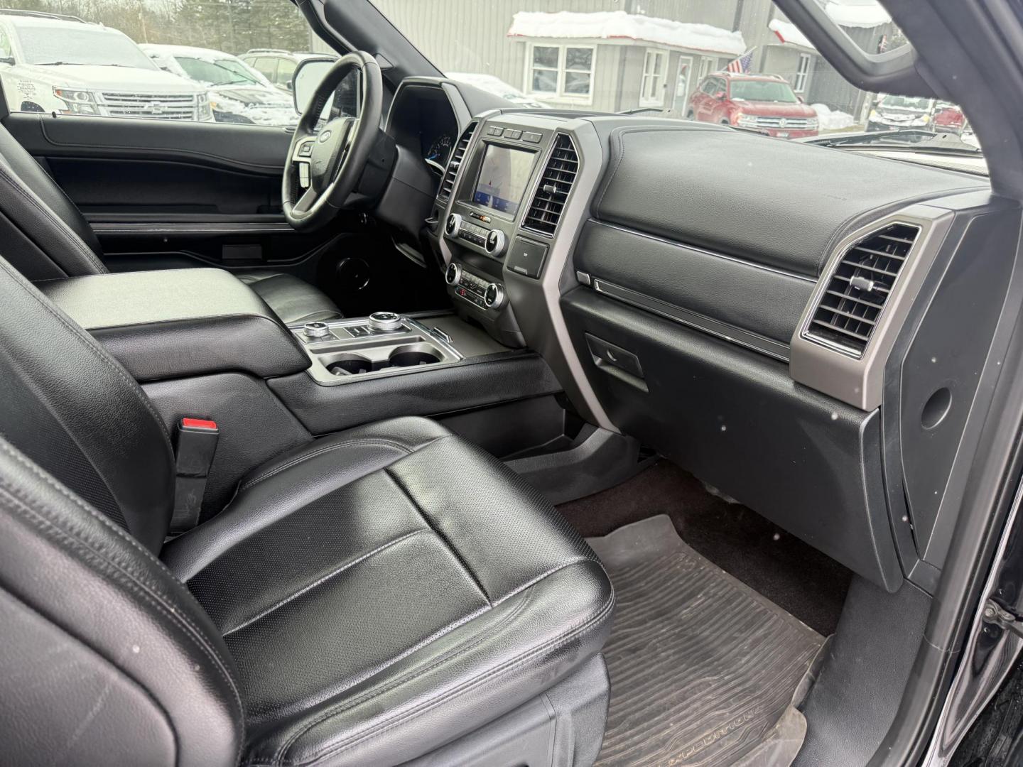 2021 Black /Black Ford Expedition MAX XLT 4WD (1FMJK1JT7ME) with an 3.5L V6 DOHC 24V TWIN TURBO engine, Automatic transmission, located at 547 E. Main St., Orwell, OH, 44076, (440) 437-5893, 41.535435, -80.847855 - 2021 Ford Expedition Max XLT 4WD – Spacious, Powerful, and Loaded with Advanced Technology Experience the ultimate in family comfort and capability with this 2021 Ford Expedition Max XLT 4WD. Powered by a robust 3.5L Twin Turbo EcoBoost V6 engine and a smooth 10-speed automatic transmission, th - Photo#49